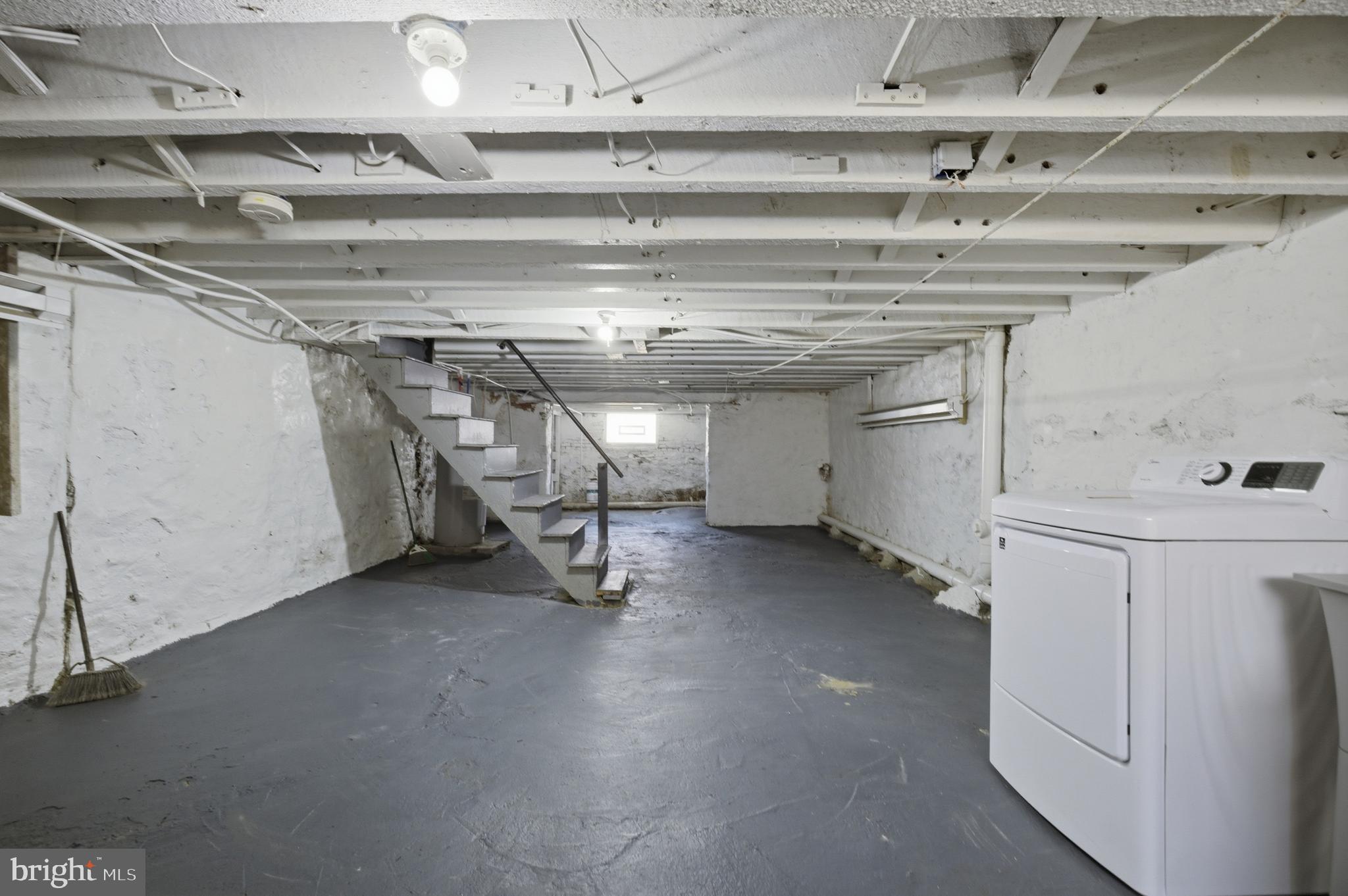 ALLEGHENY WEST - Residential