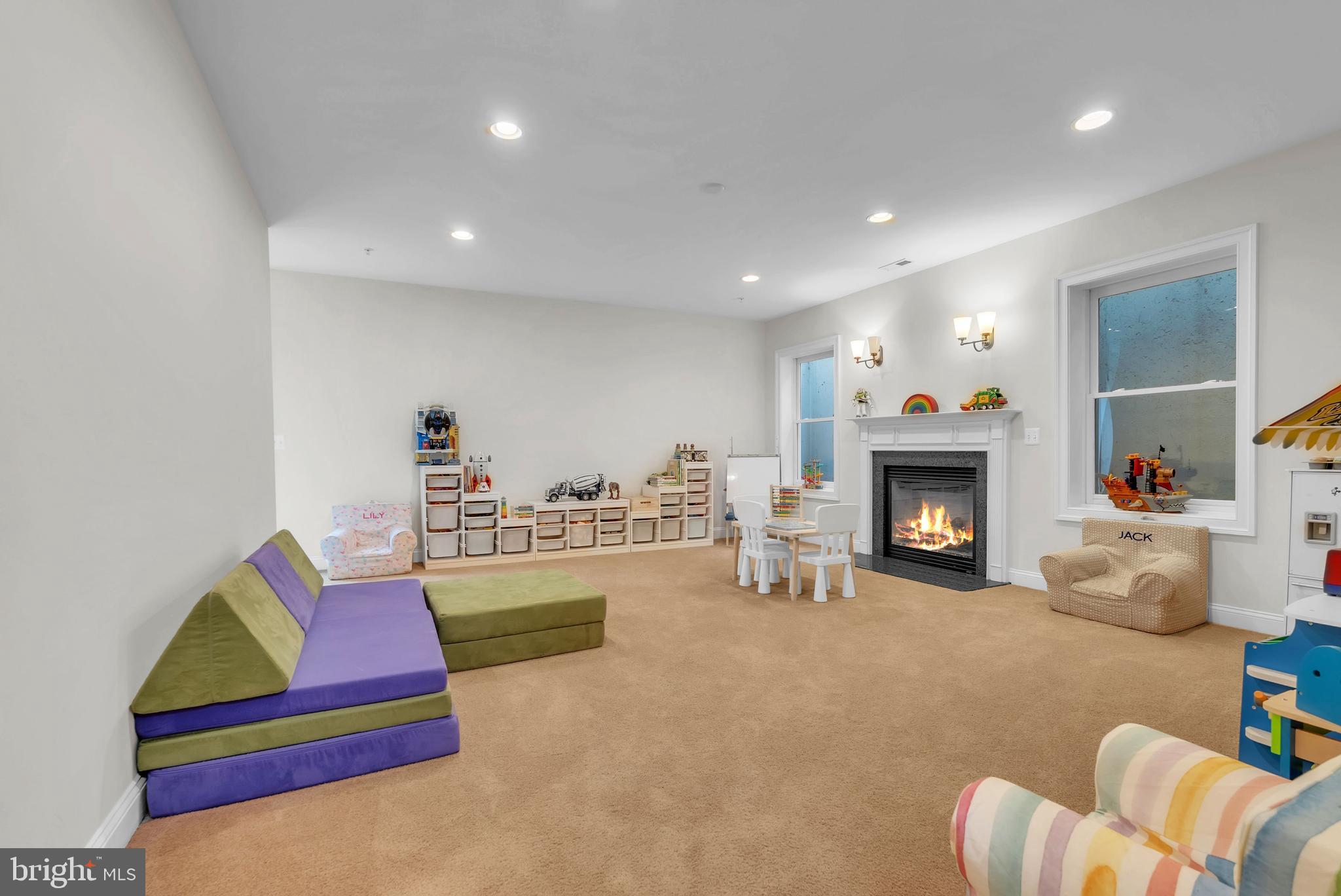 LANDON WOODS - Residential