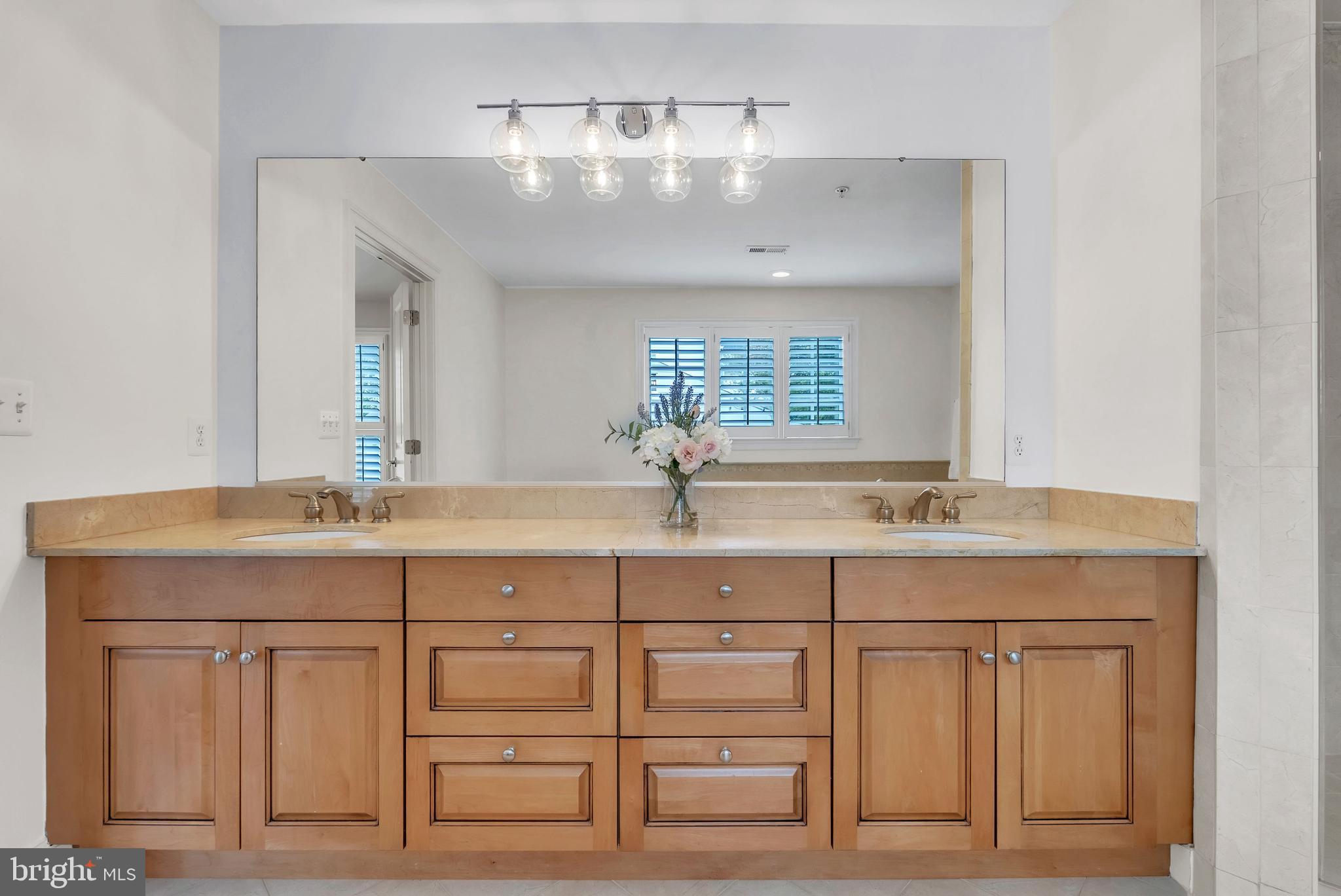 LANDON WOODS - Residential