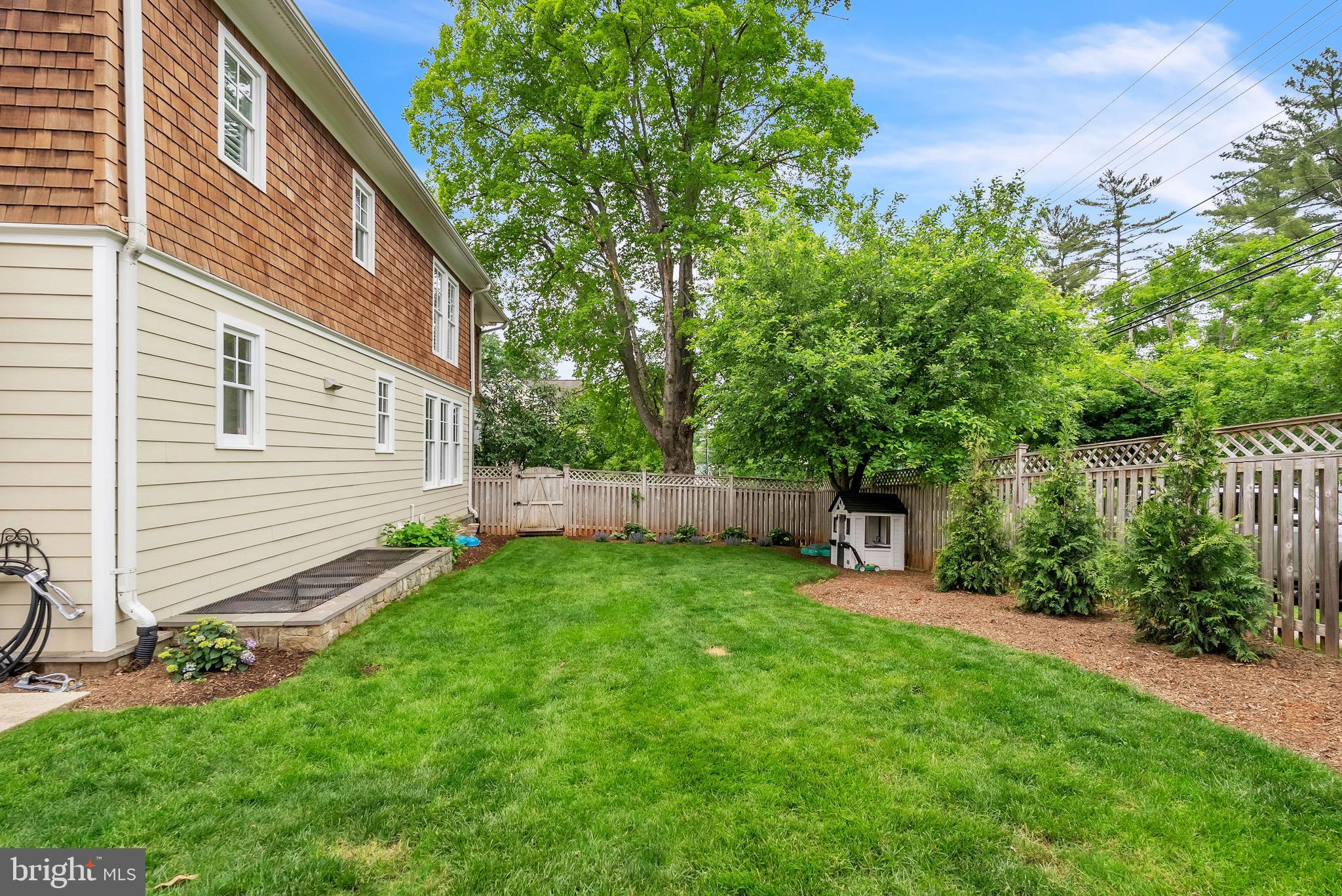 LANDON WOODS - Residential