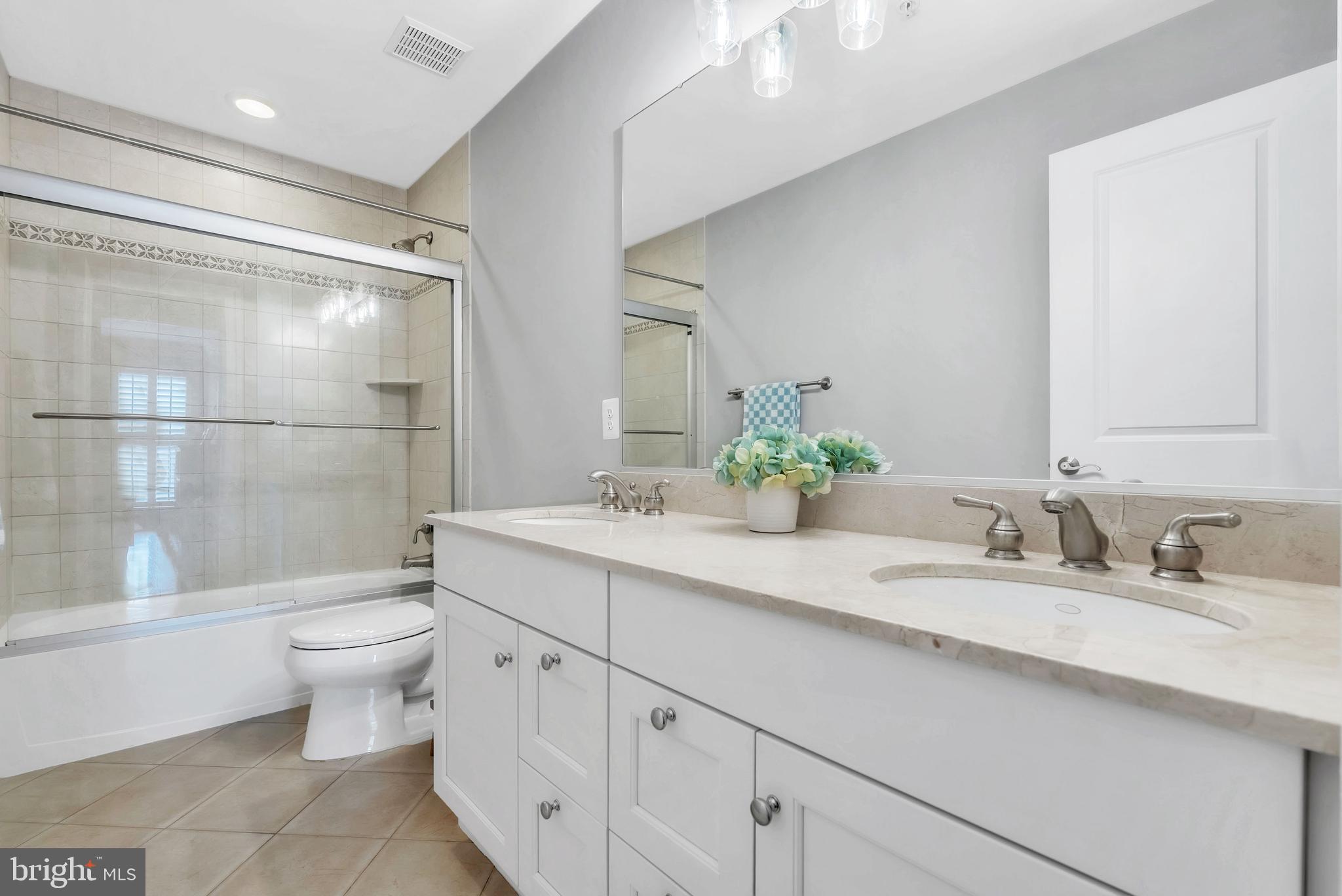 LANDON WOODS - Residential