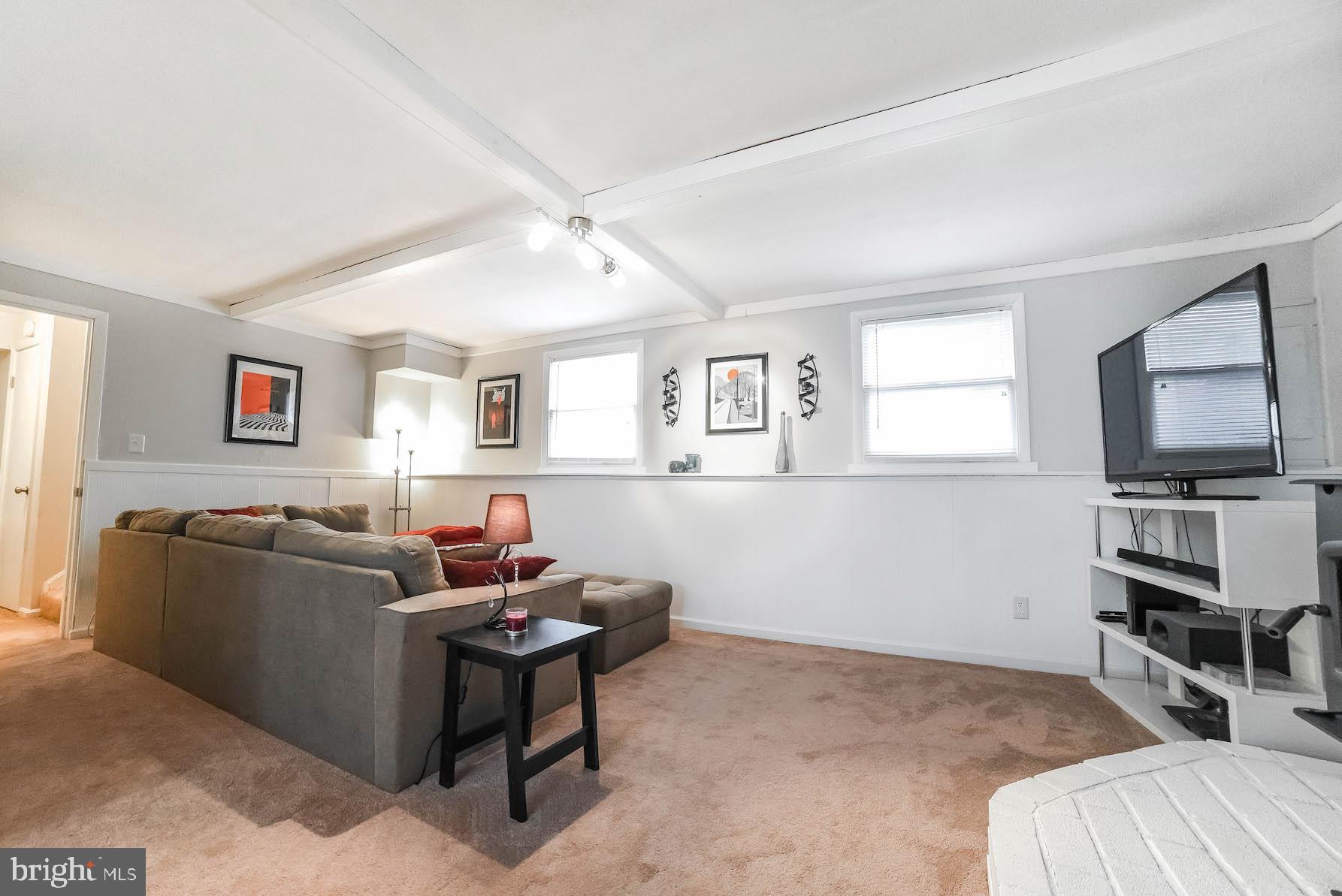 SPRING VALLEY - Residential