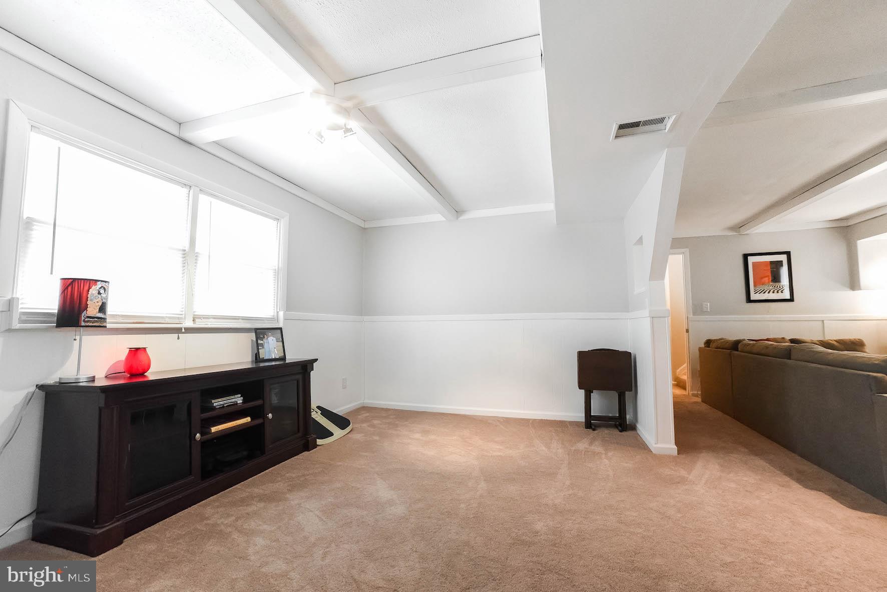 SPRING VALLEY - Residential