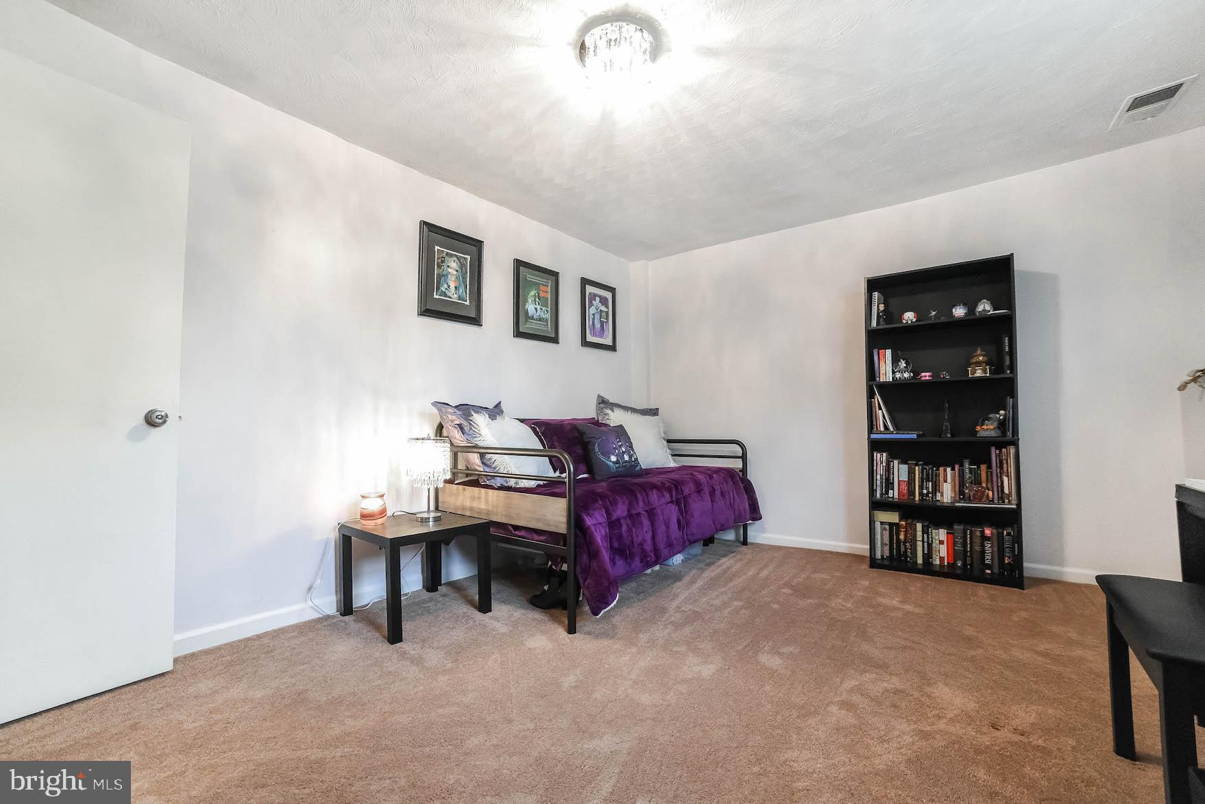 SPRING VALLEY - Residential