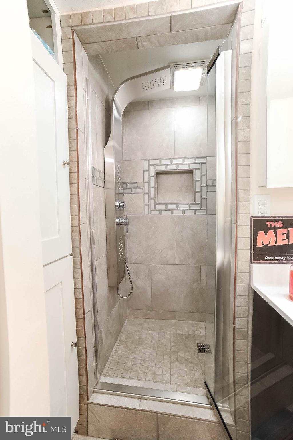 SPRING VALLEY - Residential