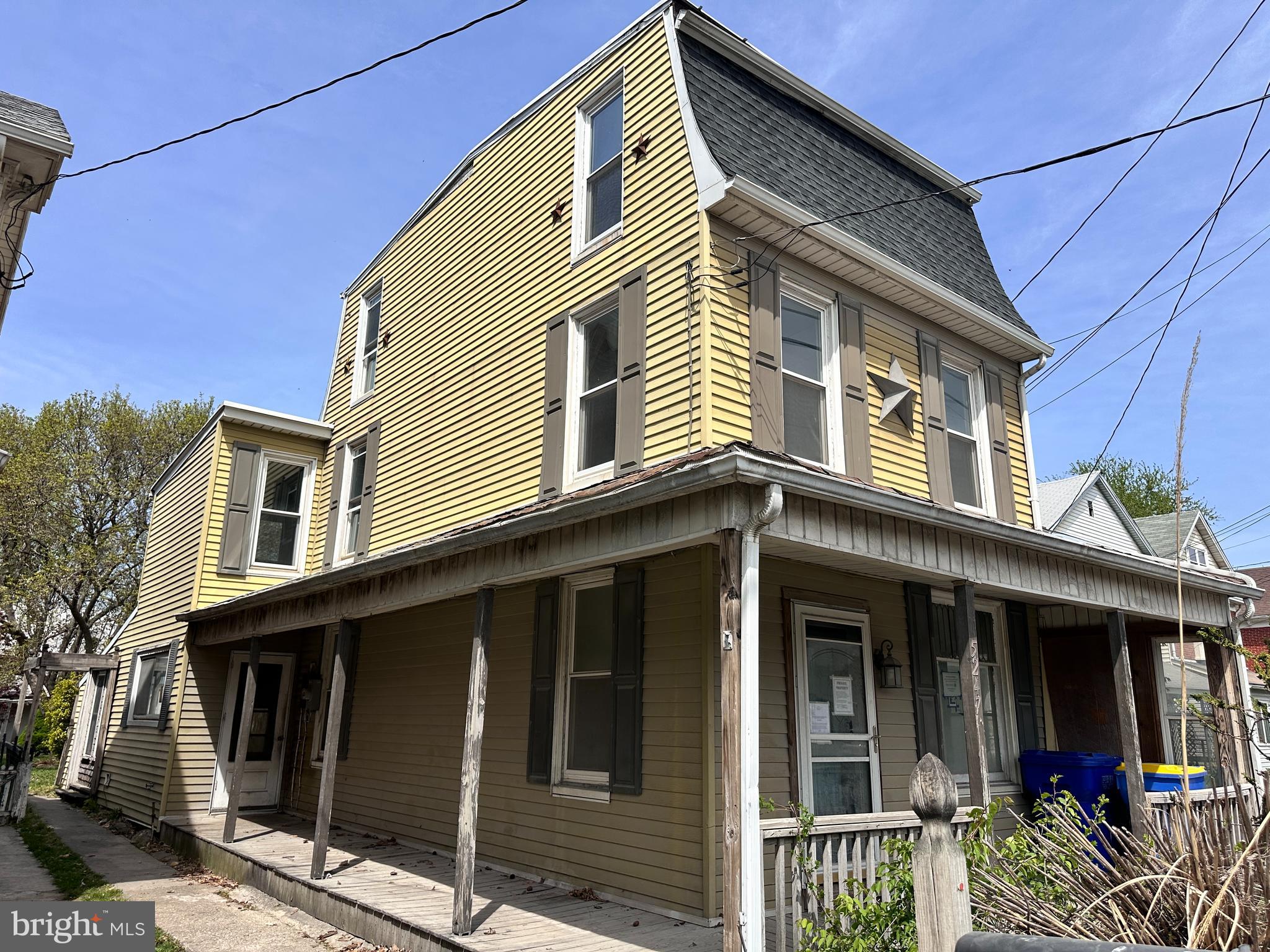 5247 LINCOLN HIGHWAY W