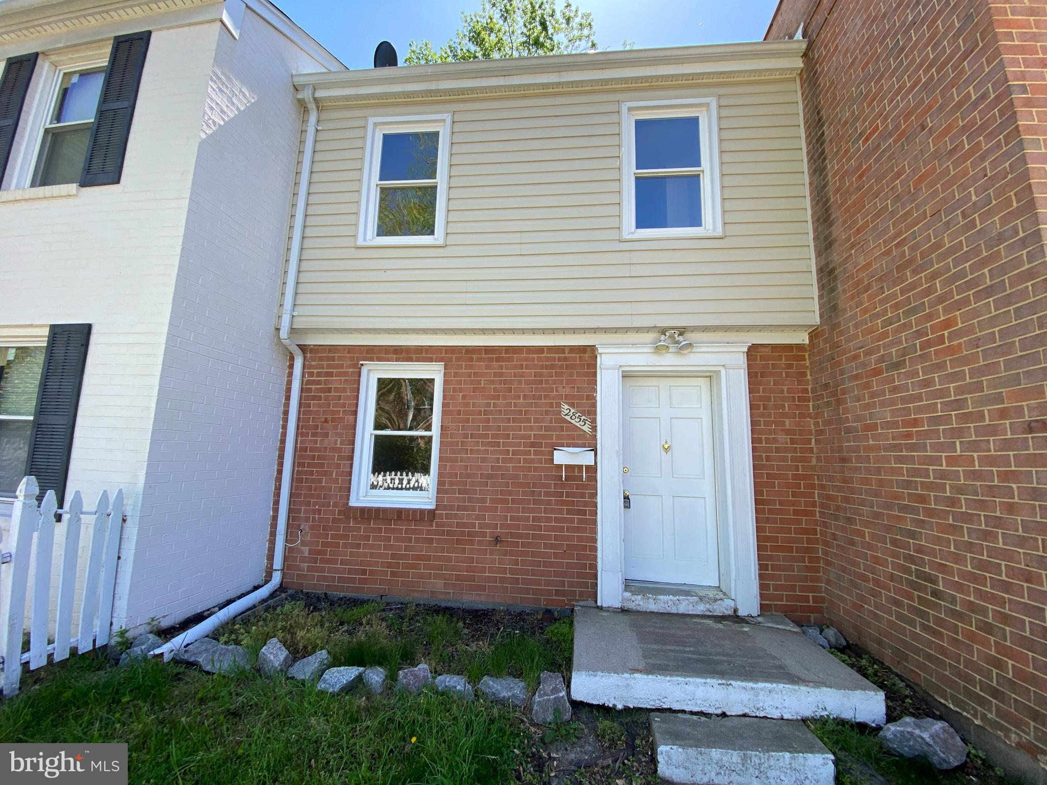 GEORGETOWN  VILLAGE - Residential Lease