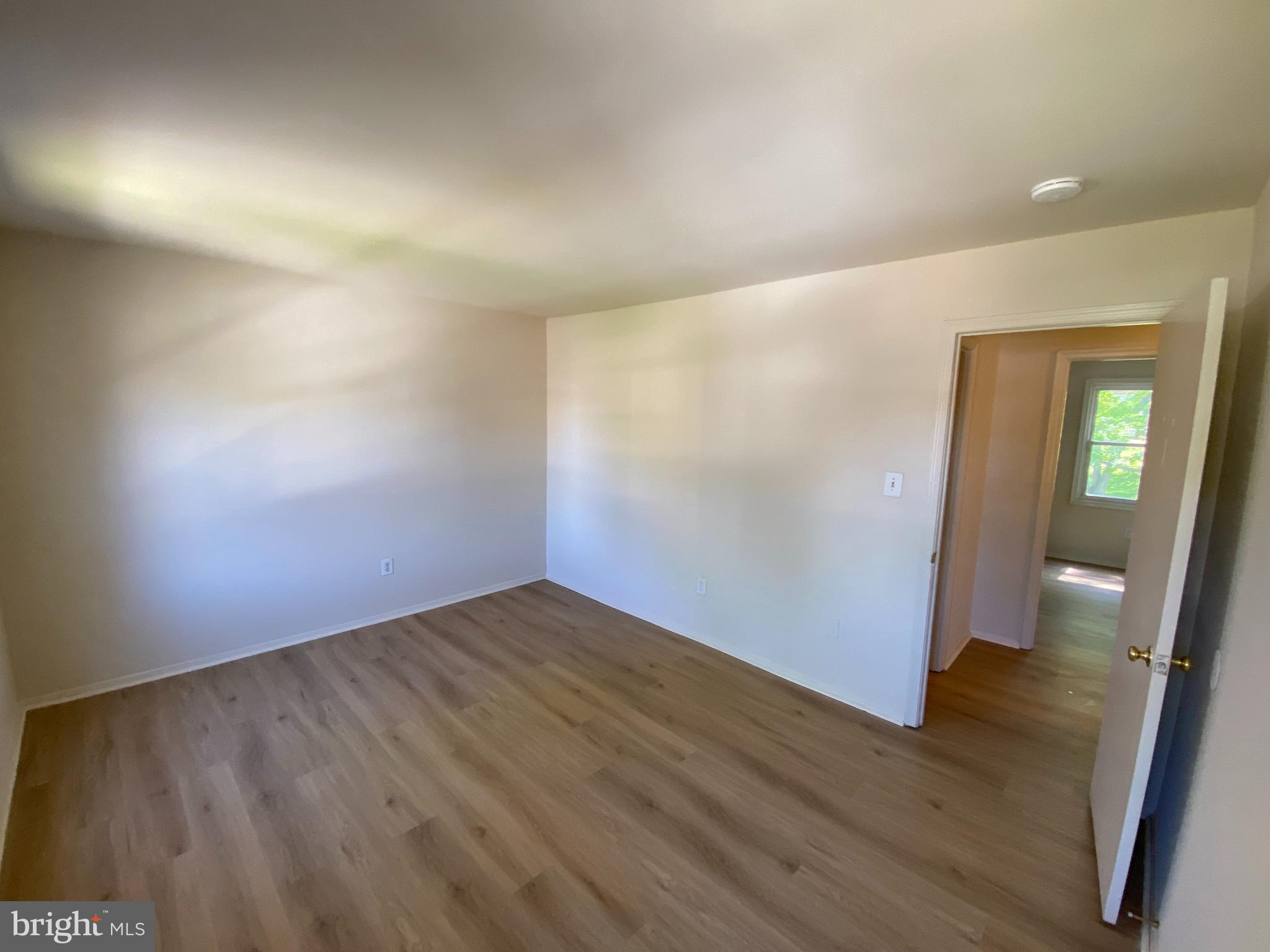 GEORGETOWN  VILLAGE - Residential Lease