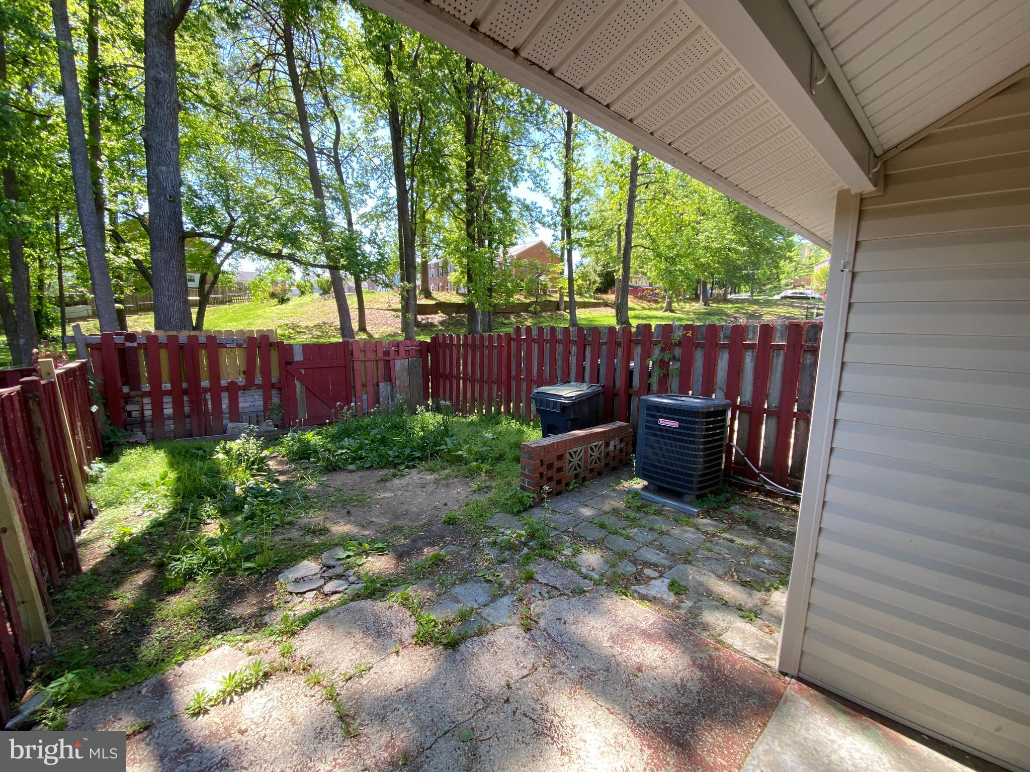 GEORGETOWN  VILLAGE - Residential Lease