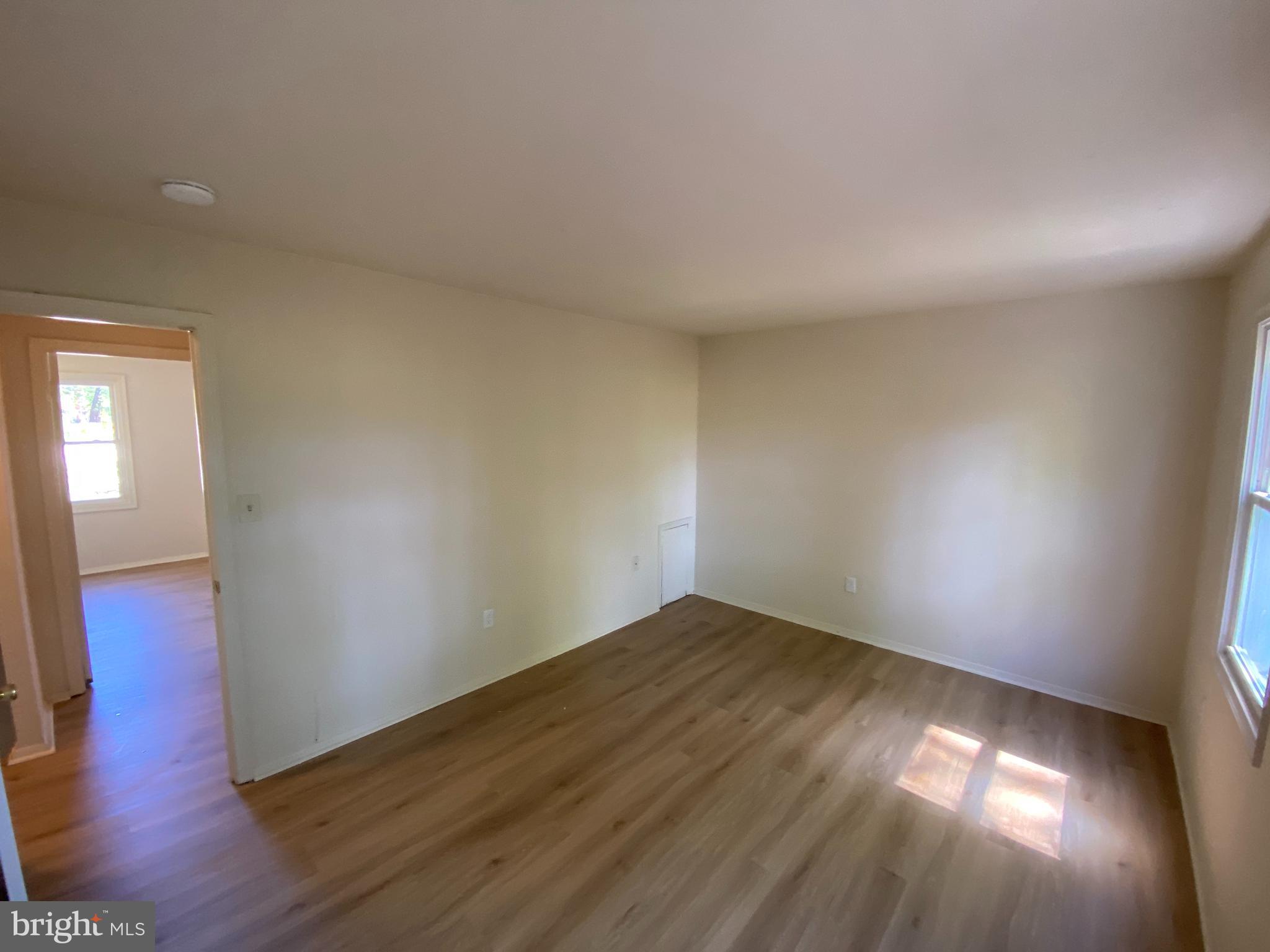 GEORGETOWN  VILLAGE - Residential Lease