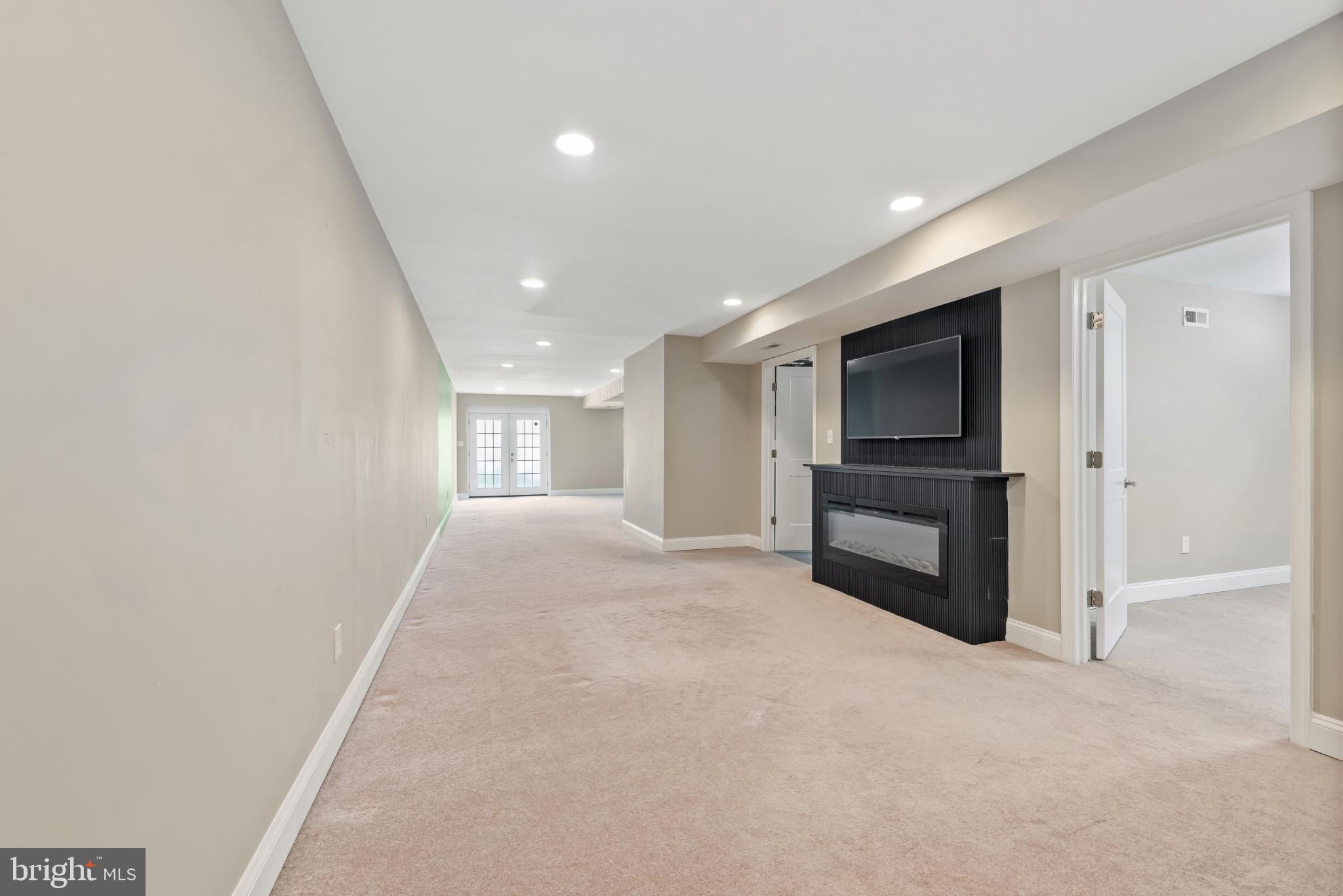 MOUNT WASHINGTON - Residential