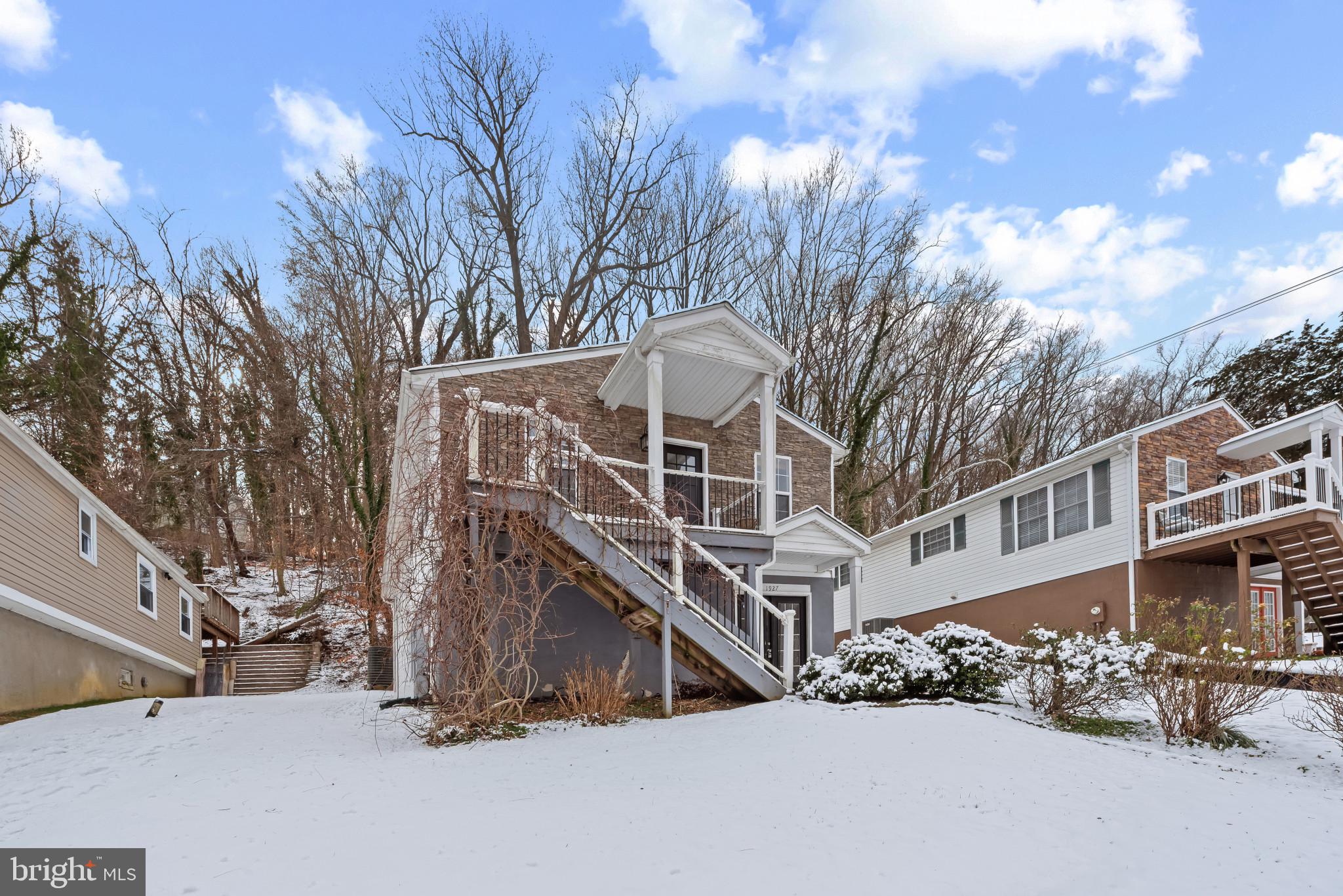 MOUNT WASHINGTON - Residential