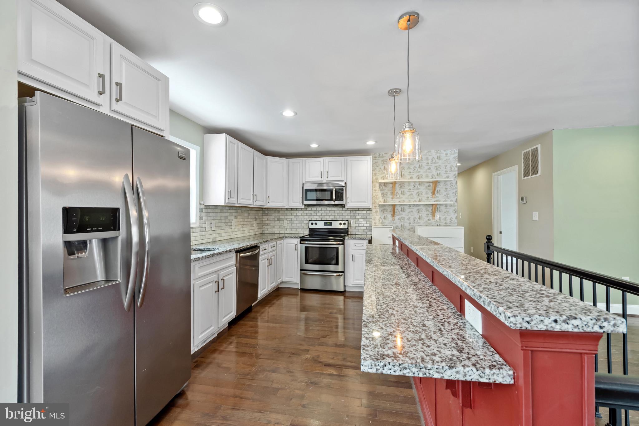 MOUNT WASHINGTON - Residential