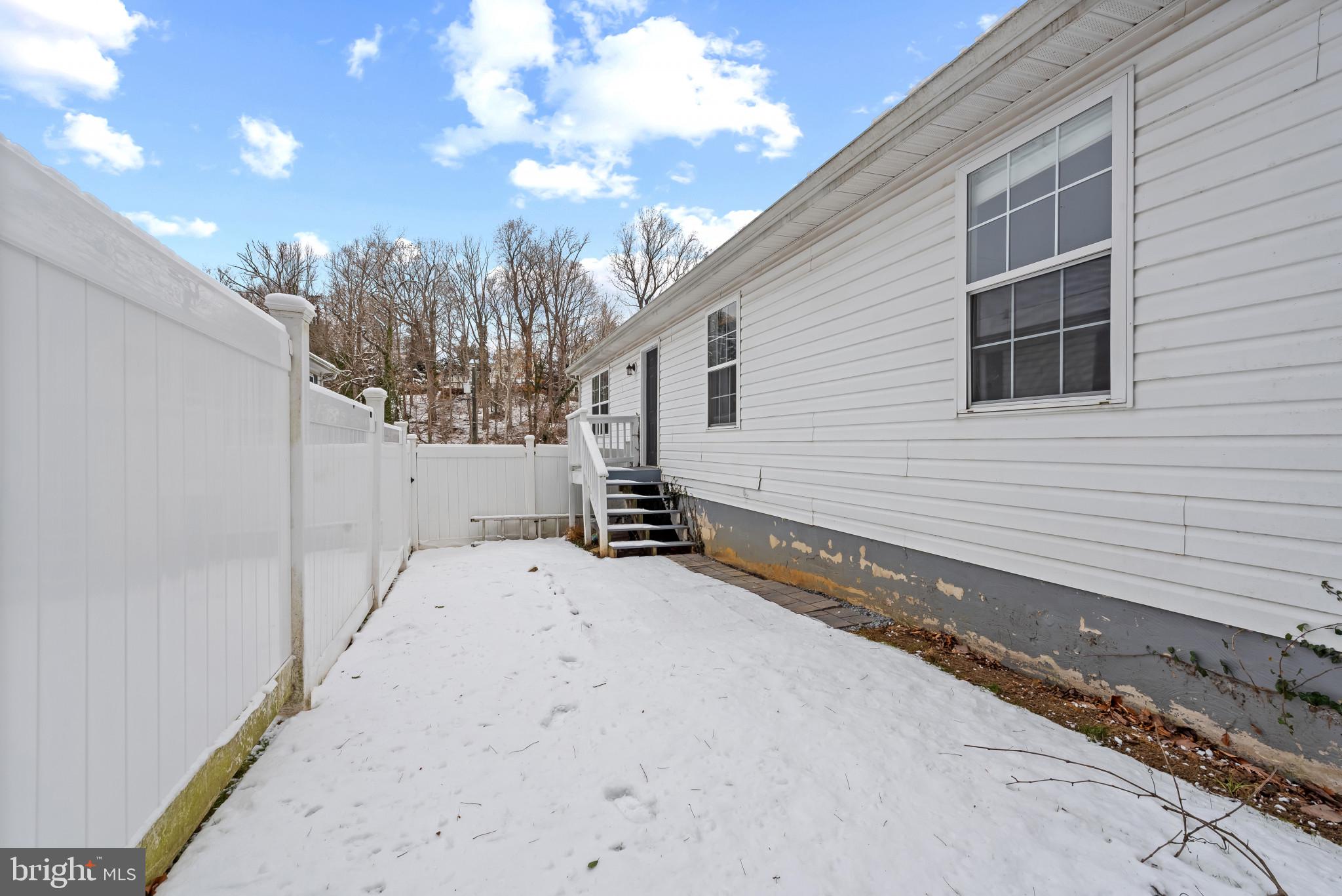 MOUNT WASHINGTON - Residential