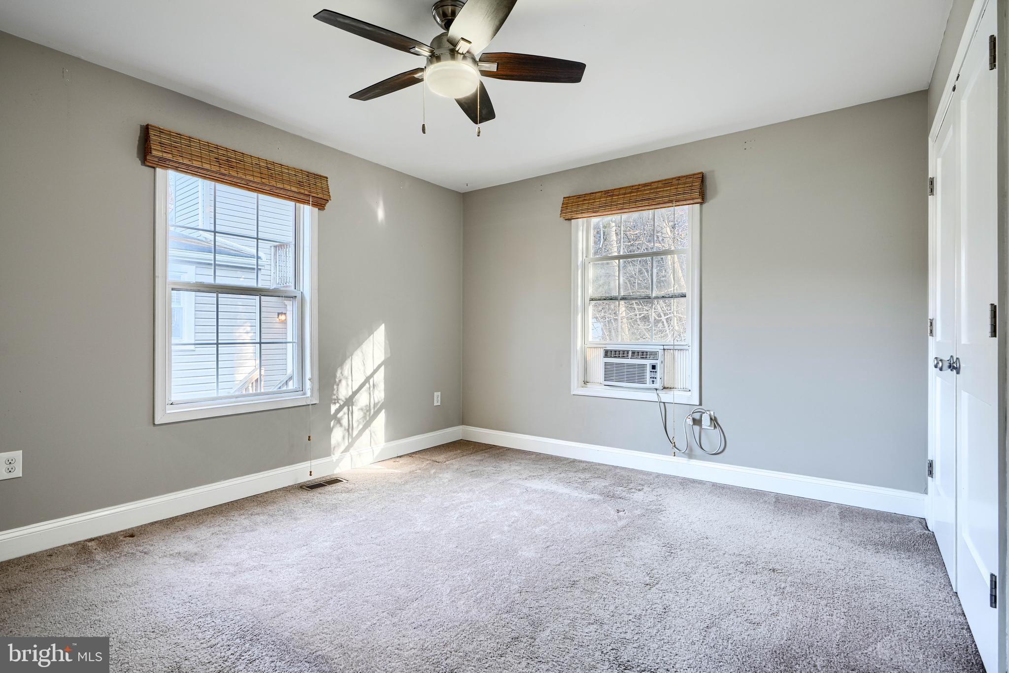 MOUNT WASHINGTON - Residential