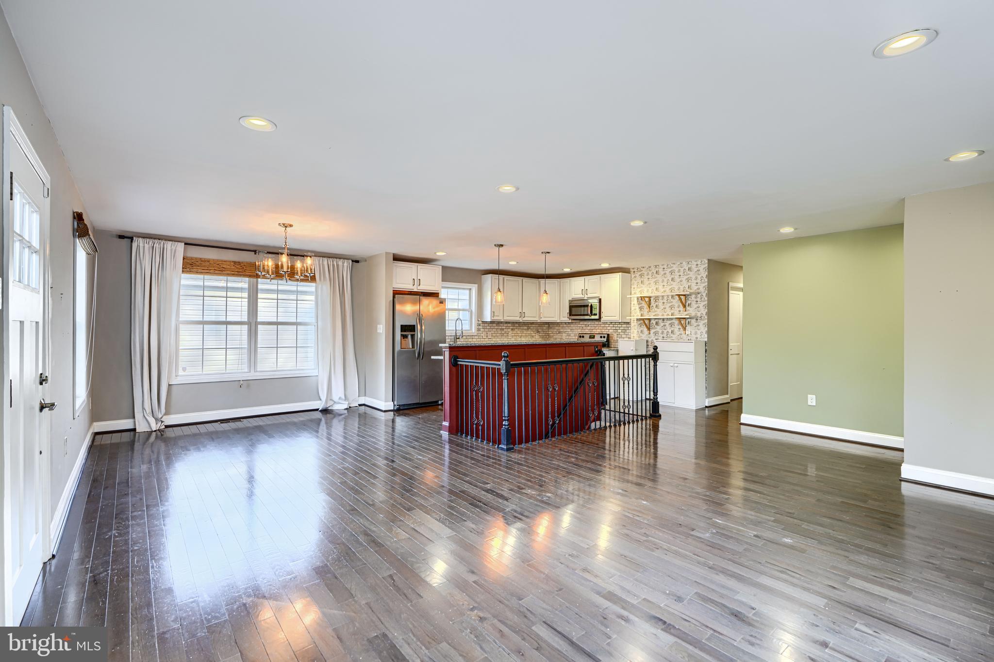 MOUNT WASHINGTON - Residential