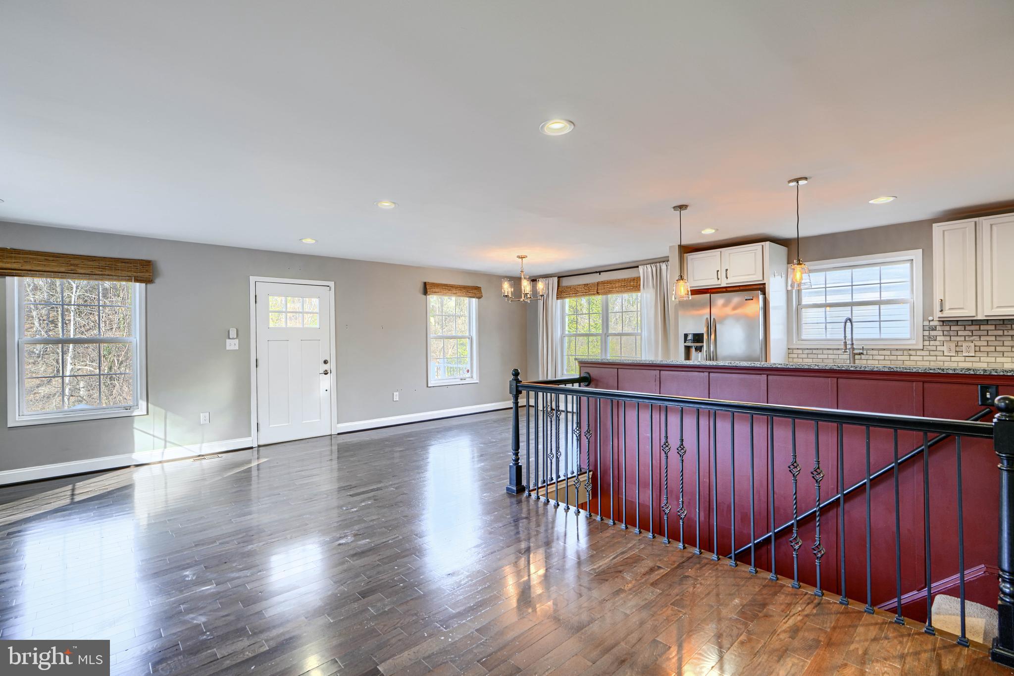 MOUNT WASHINGTON - Residential