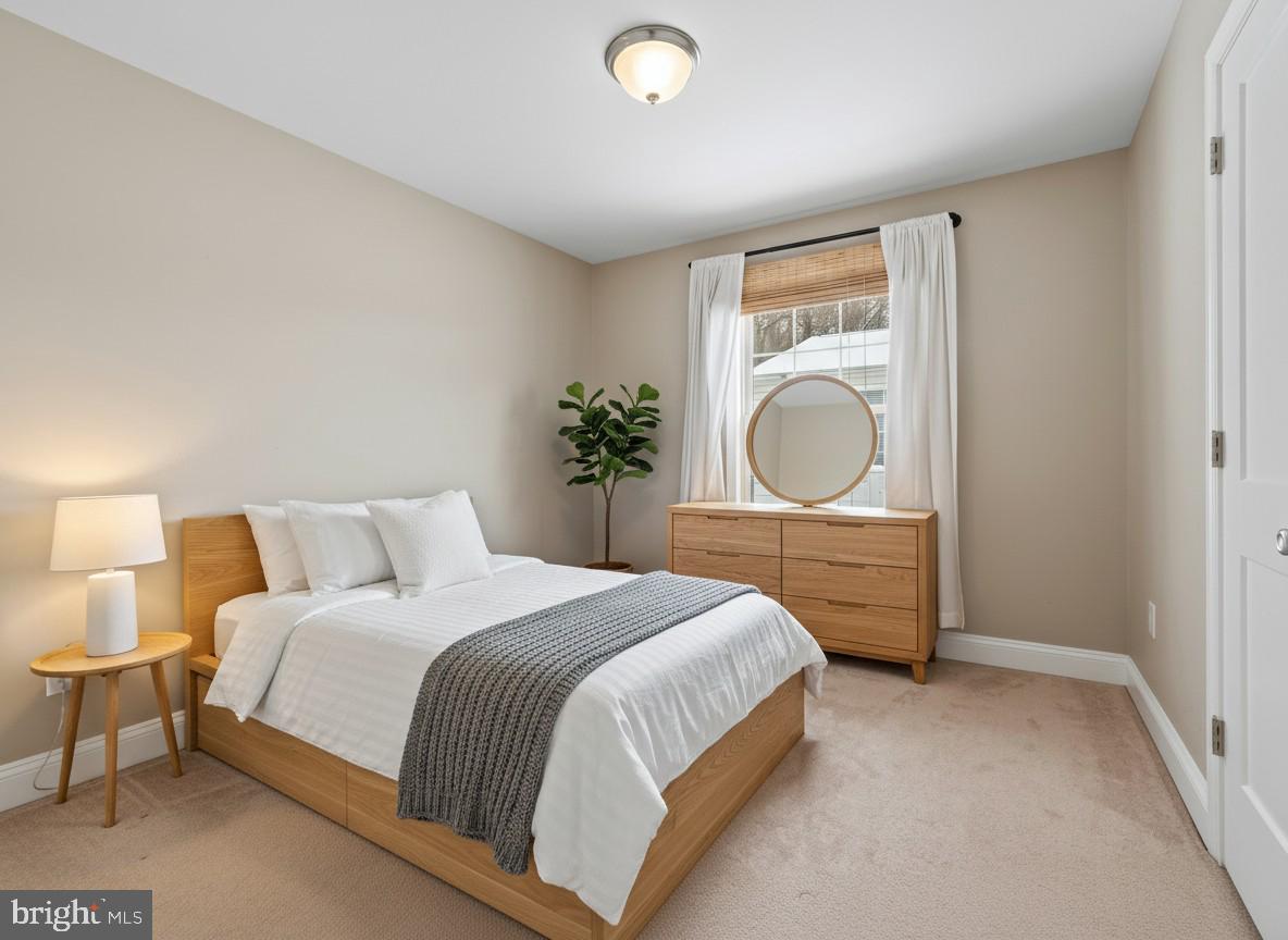 MOUNT WASHINGTON - Residential