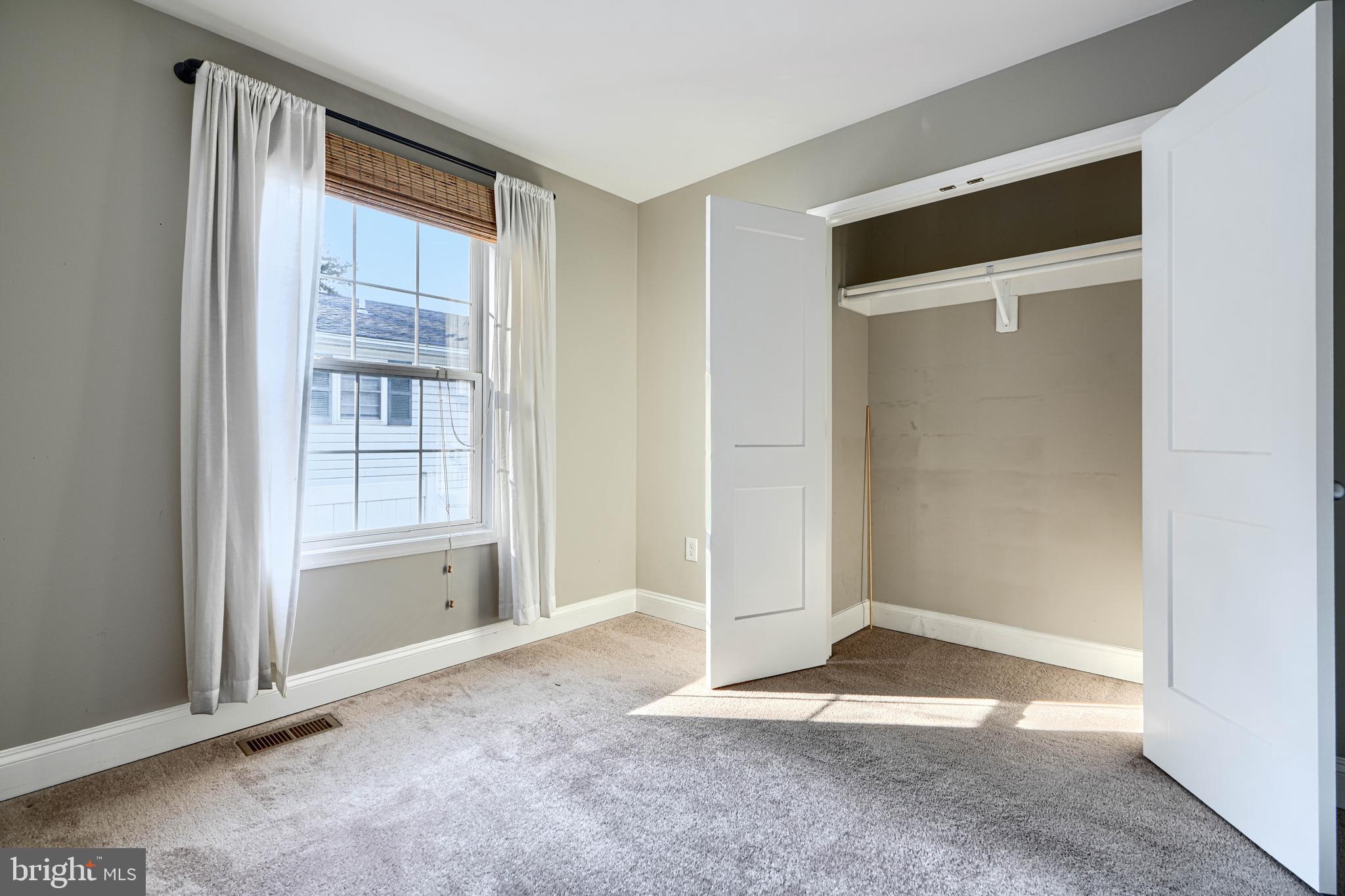 MOUNT WASHINGTON - Residential