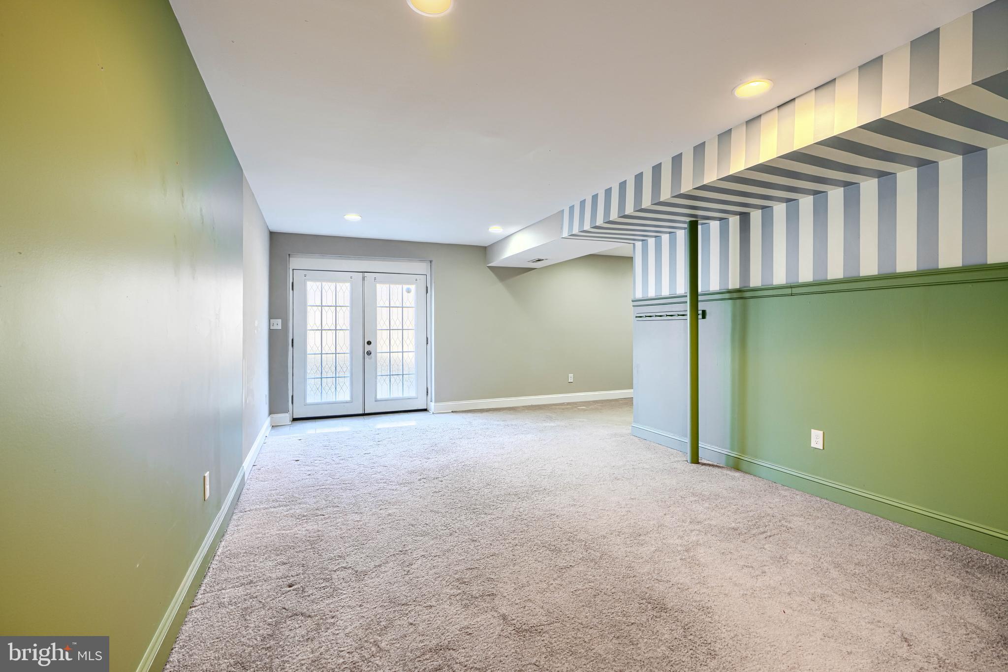 MOUNT WASHINGTON - Residential