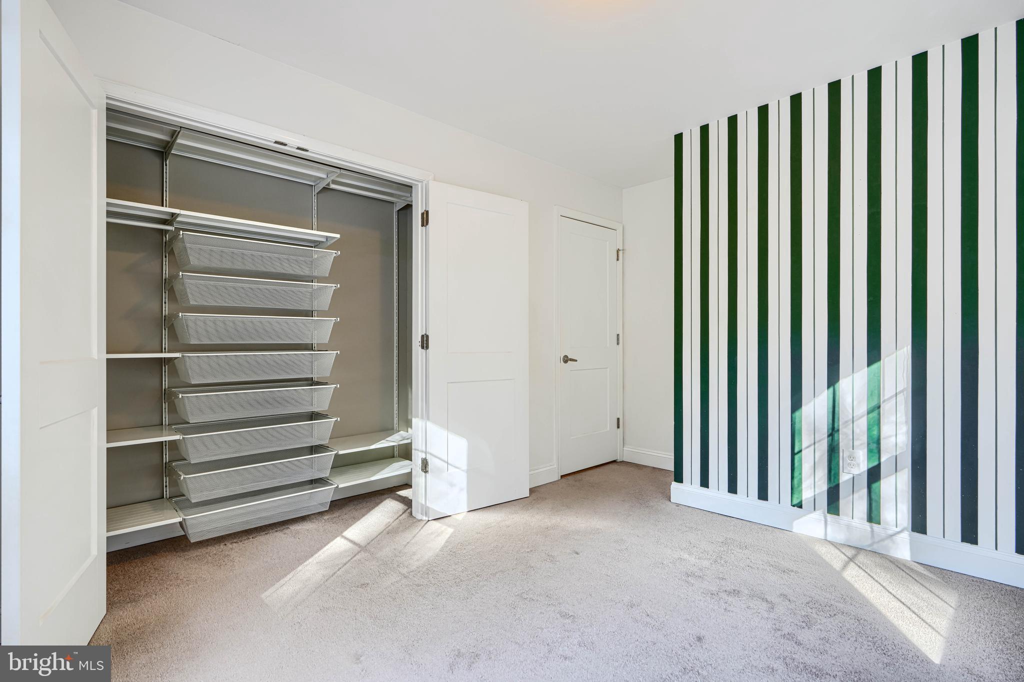 MOUNT WASHINGTON - Residential