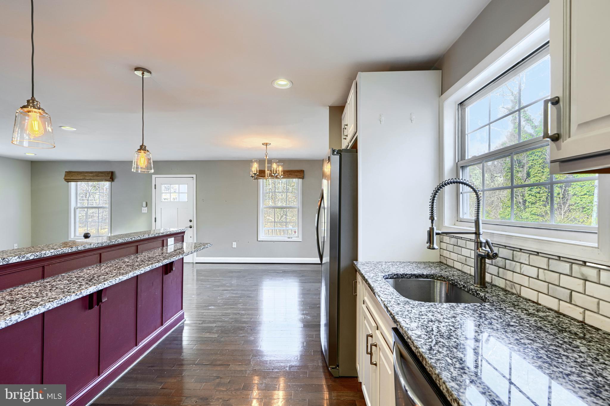 MOUNT WASHINGTON - Residential