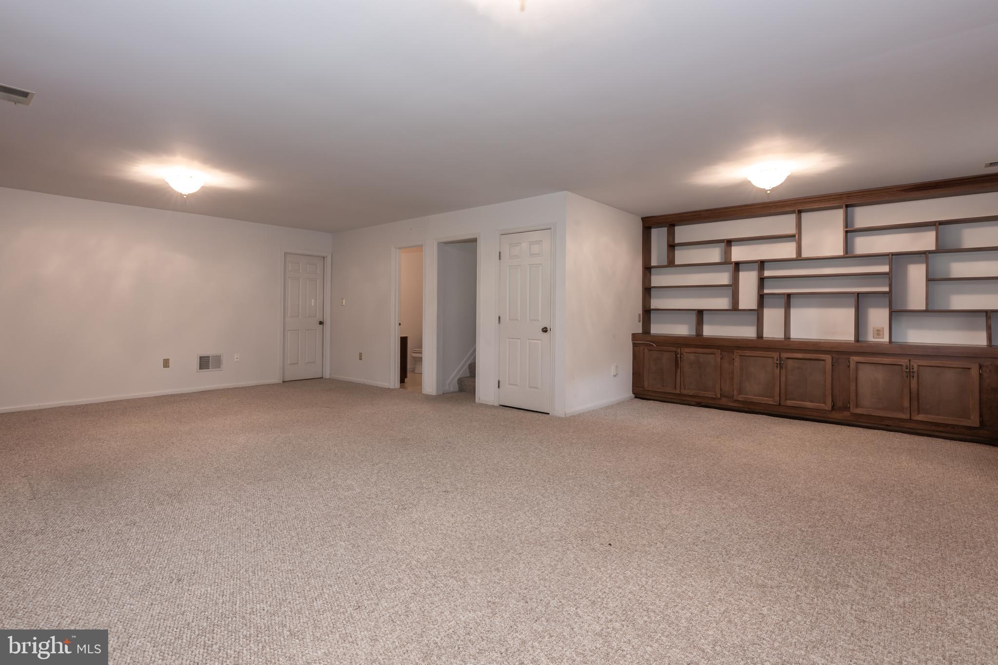 WOODLAND MEADOWS - Residential