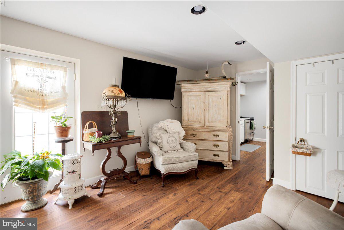 RAVENWING - Residential