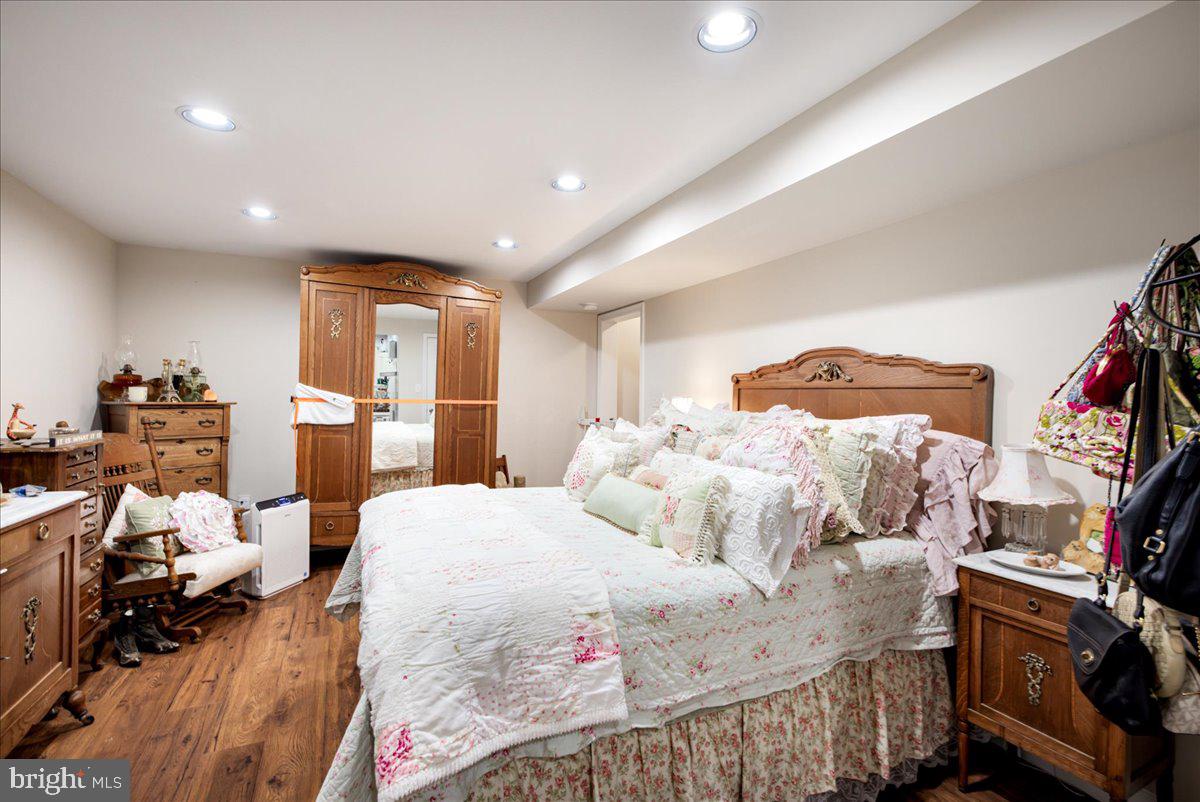 RAVENWING - Residential