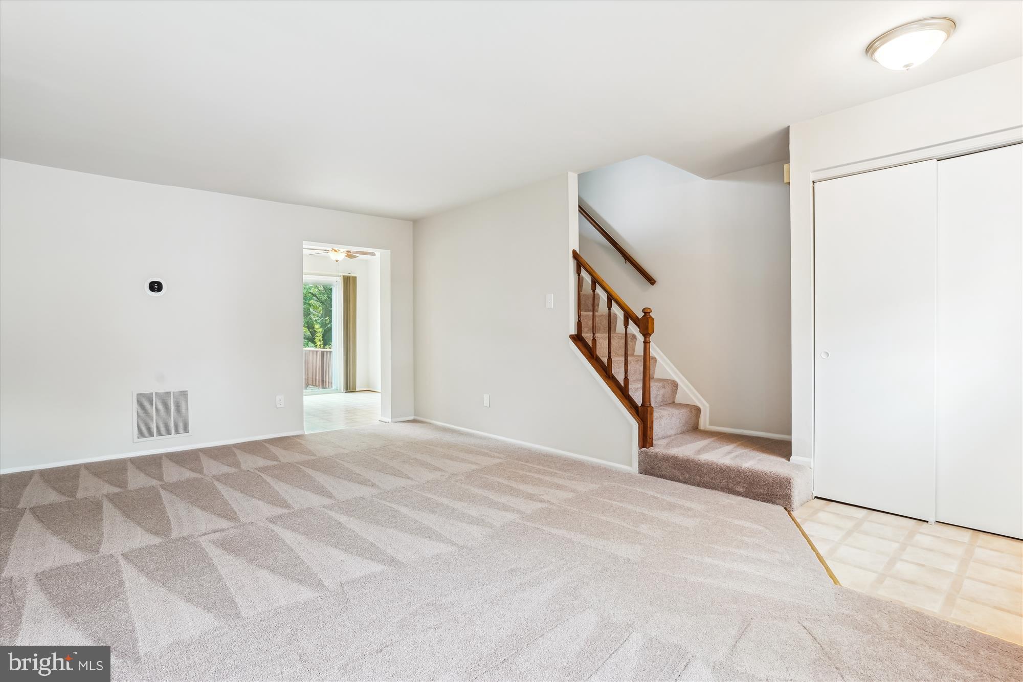 TOWNES OF MANCHESTER WOODS - Residential Lease