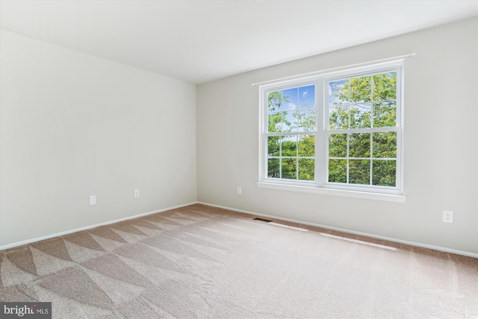 TOWNES OF MANCHESTER WOODS - Residential Lease