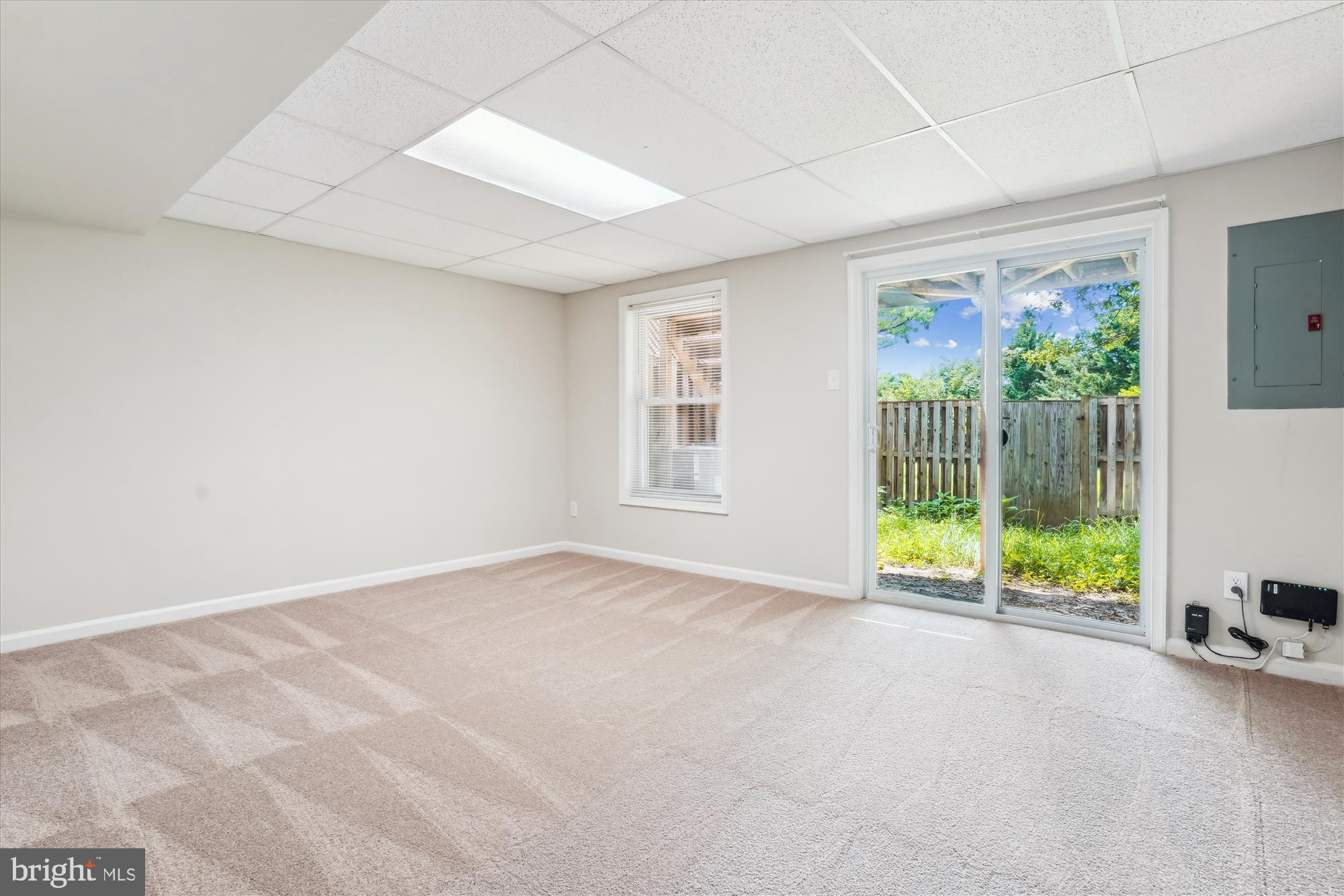 TOWNES OF MANCHESTER WOODS - Residential Lease