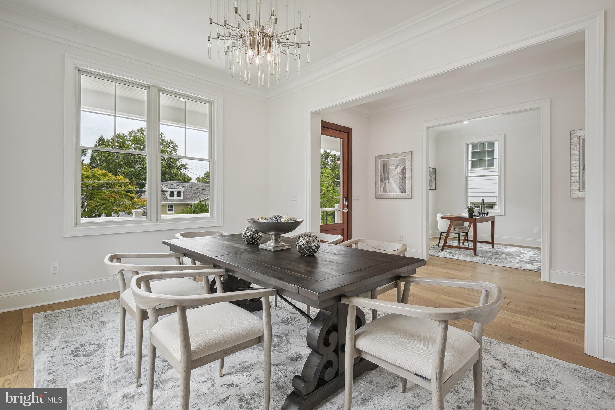 OVER LEE KNOLLS - Residential