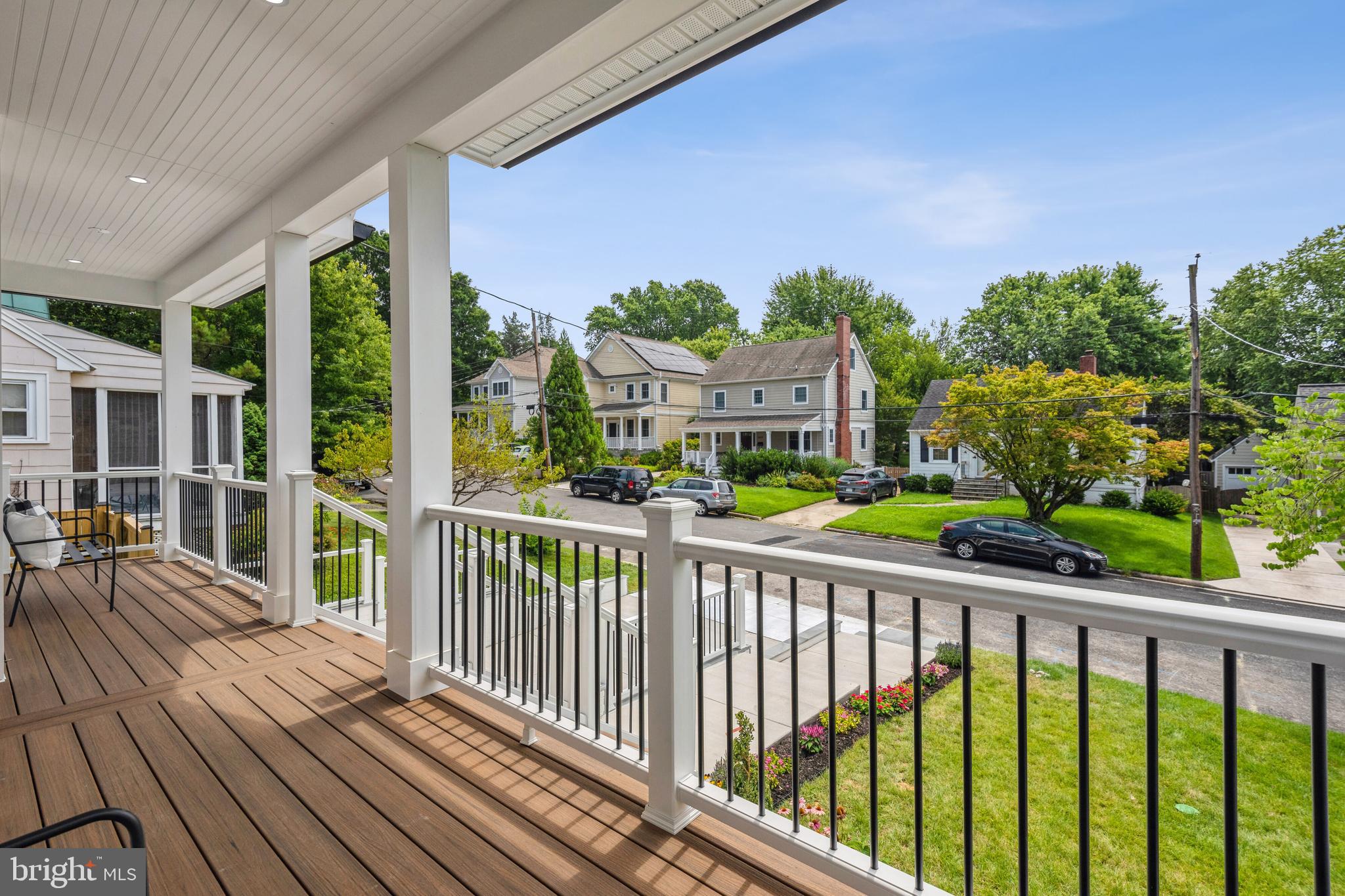 OVER LEE KNOLLS - Residential