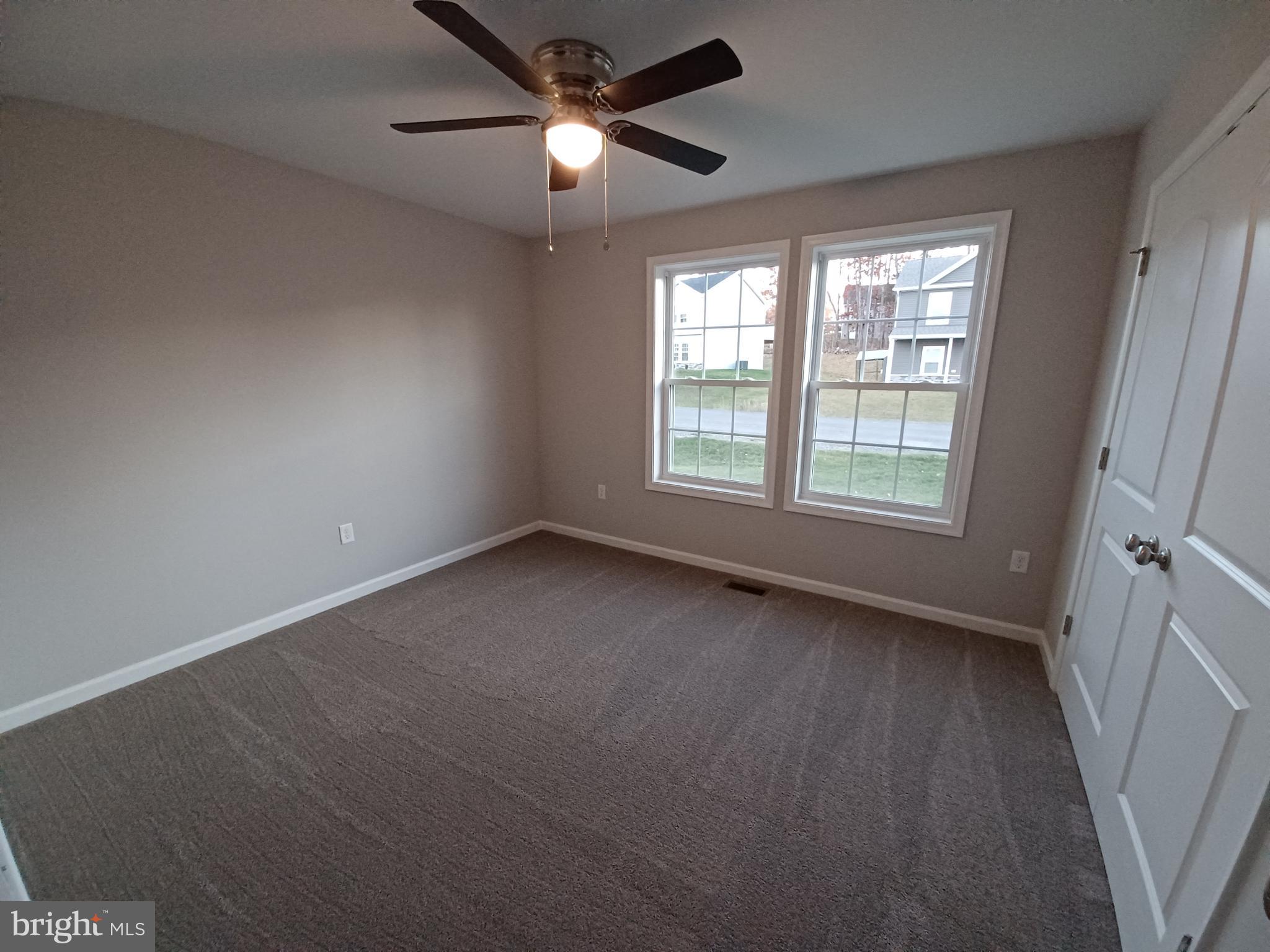 MIDDLE CREEK MANOR - Residential