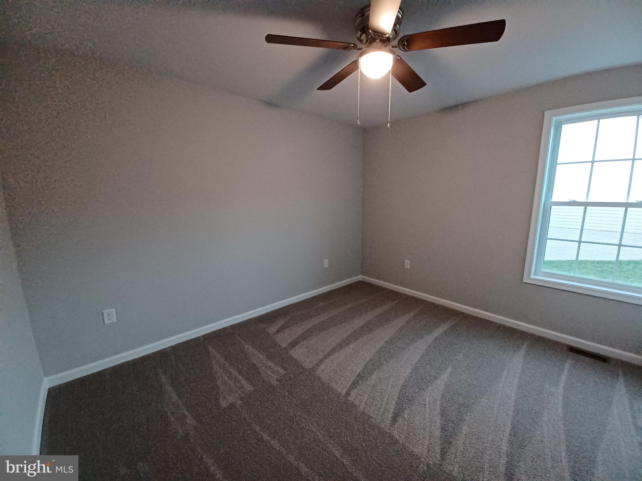 MIDDLE CREEK MANOR - Residential