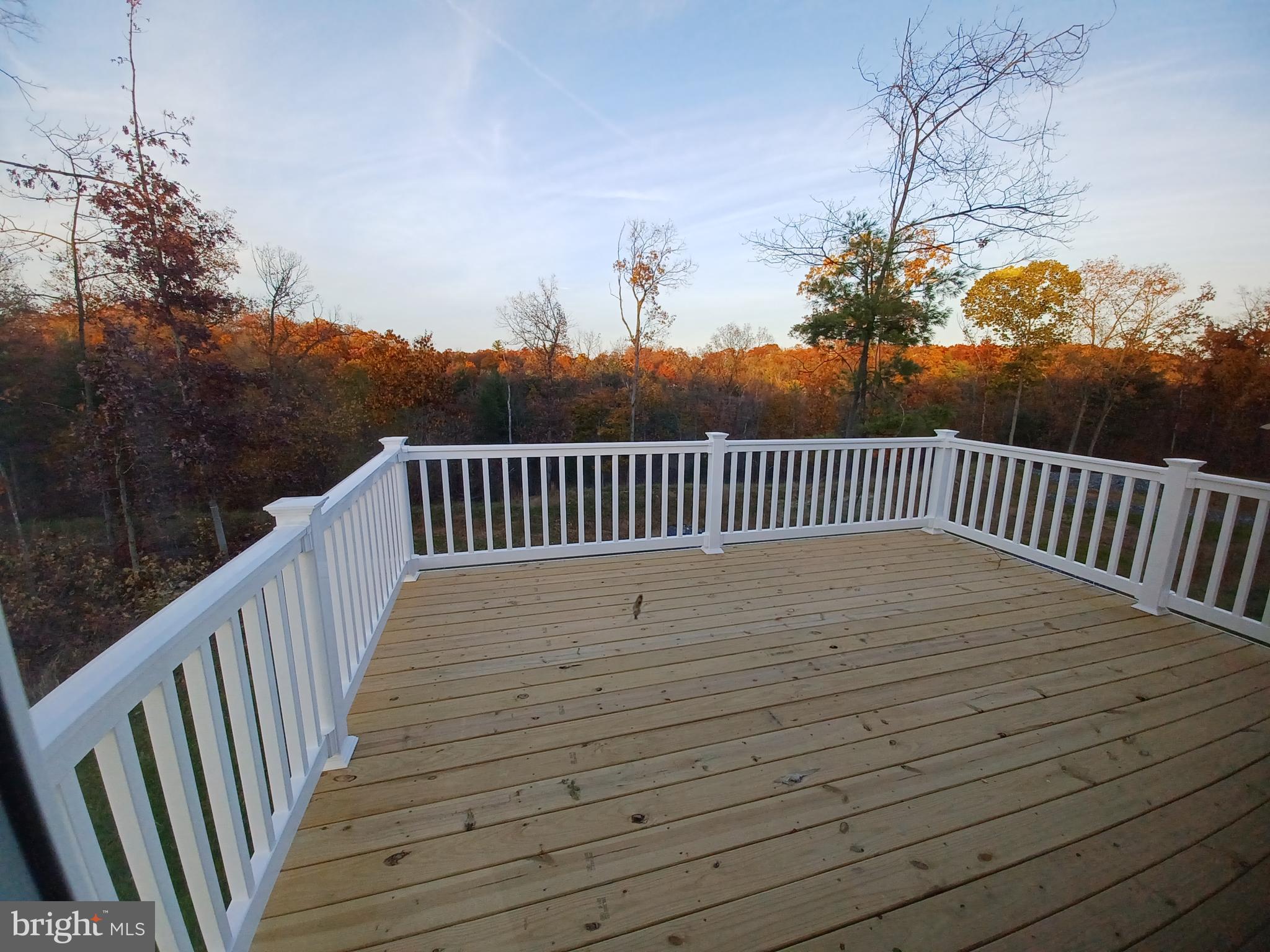 MIDDLE CREEK MANOR - Residential