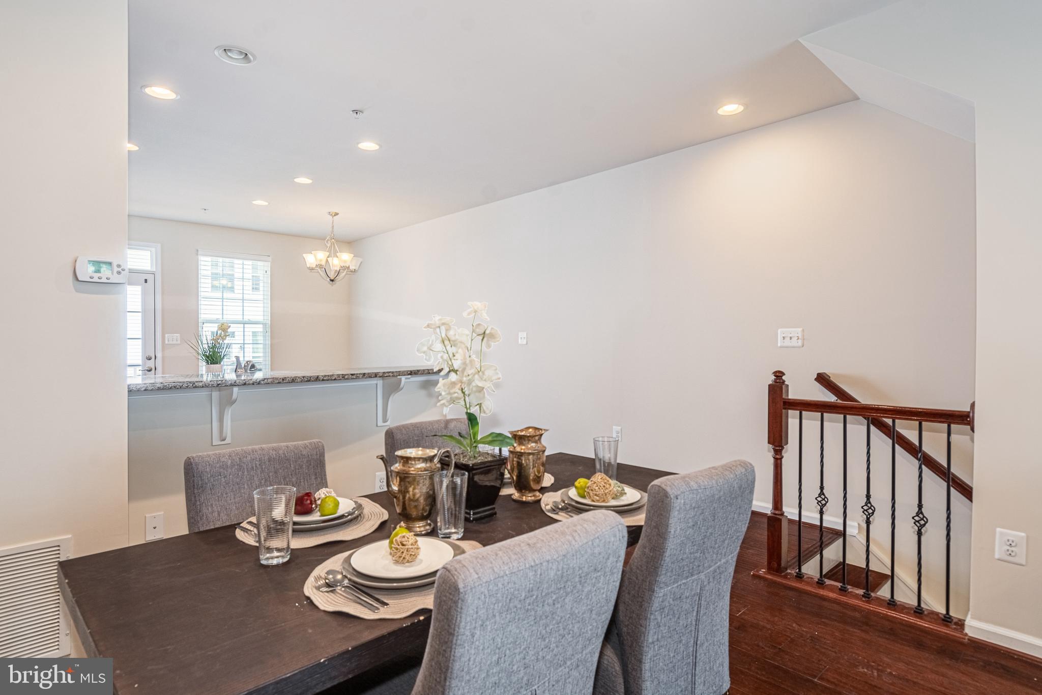 O'DONNELL SQUARE - Residential