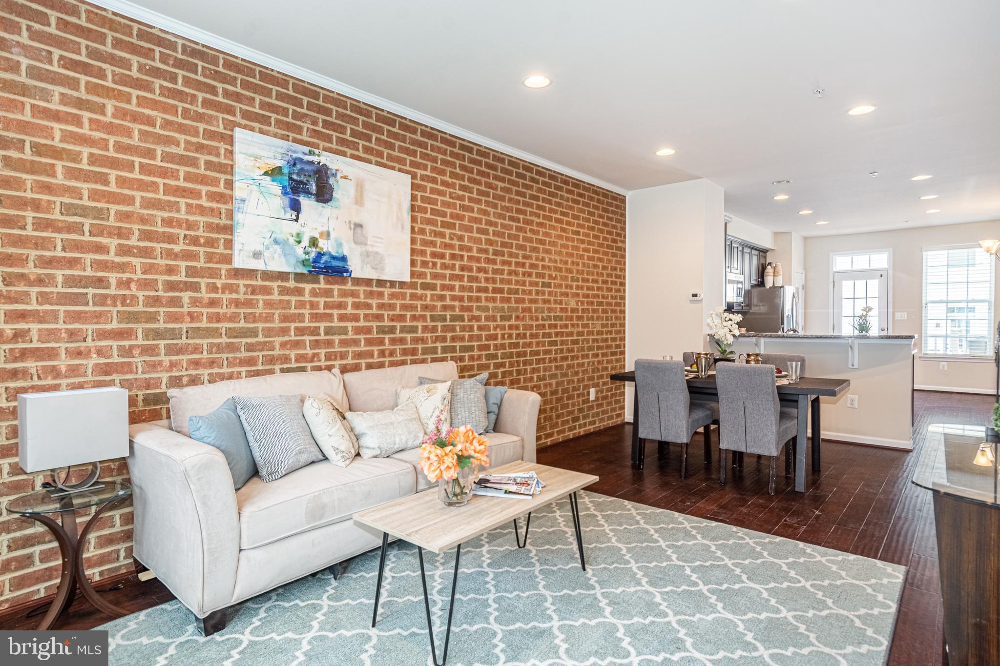 O'DONNELL SQUARE - Residential