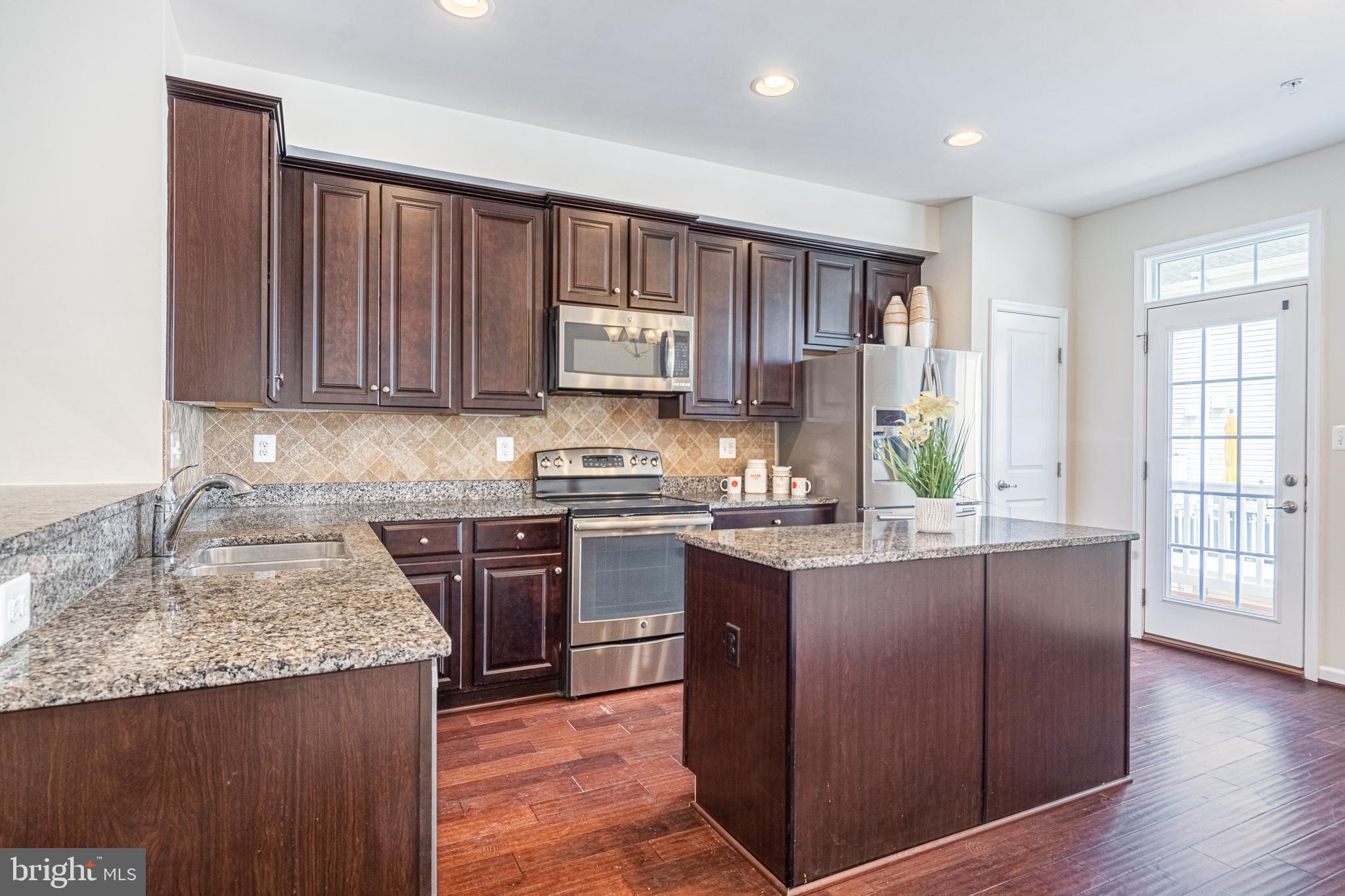 O'DONNELL SQUARE - Residential