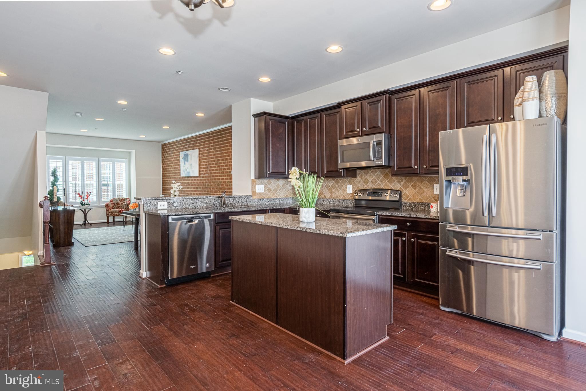 O'DONNELL SQUARE - Residential