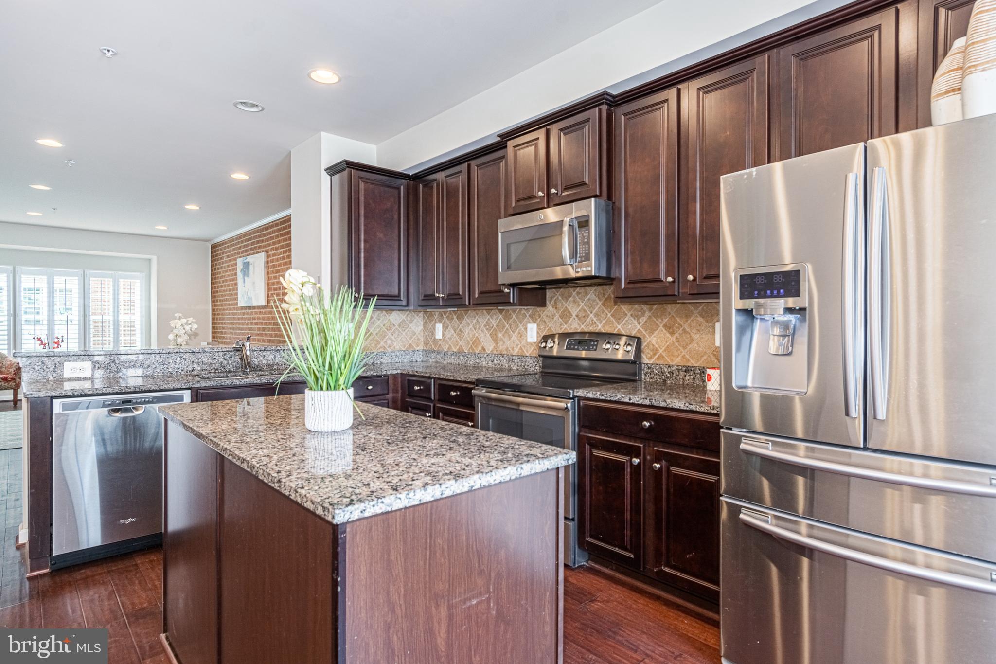 O'DONNELL SQUARE - Residential