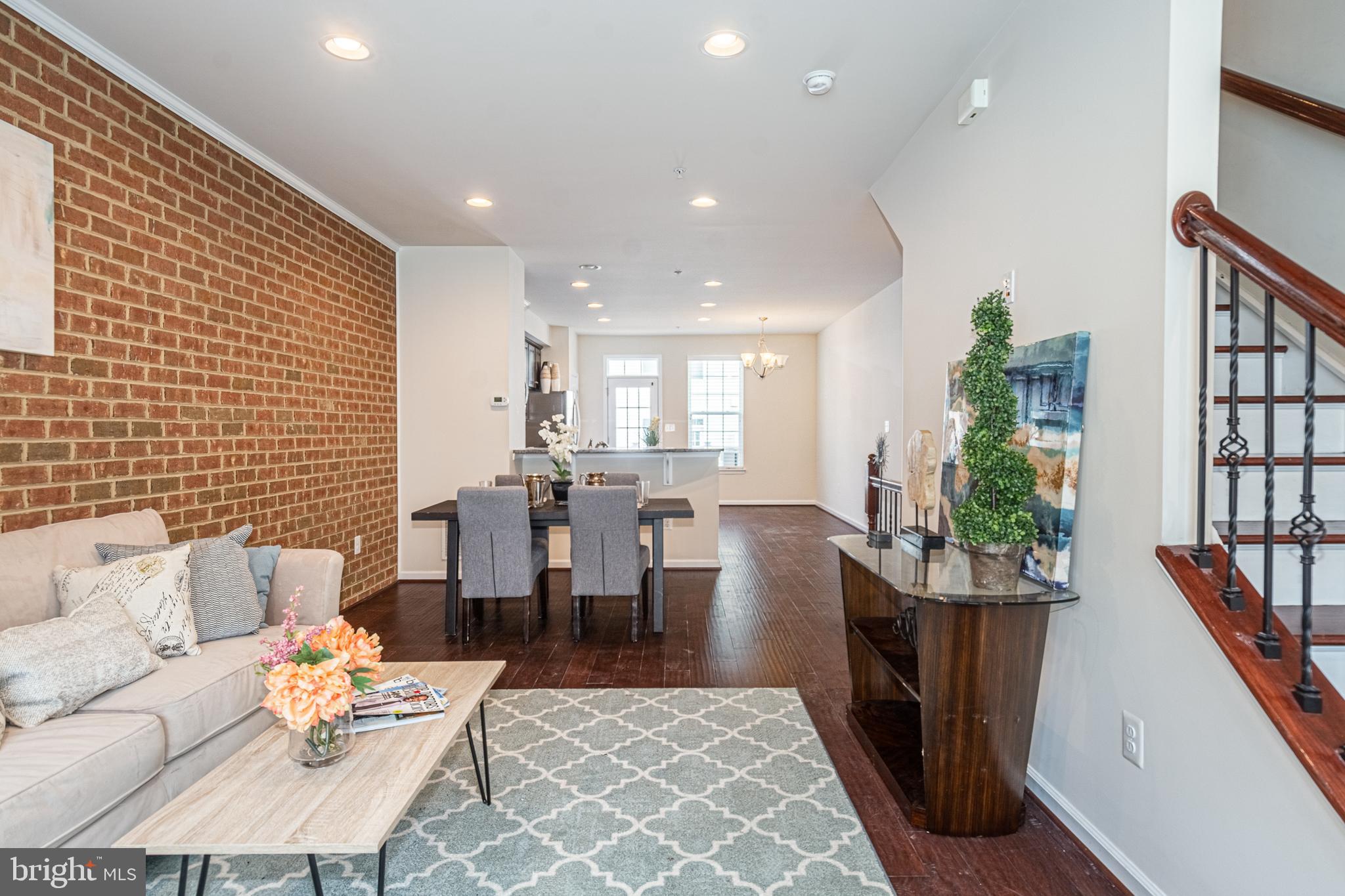 O'DONNELL SQUARE - Residential