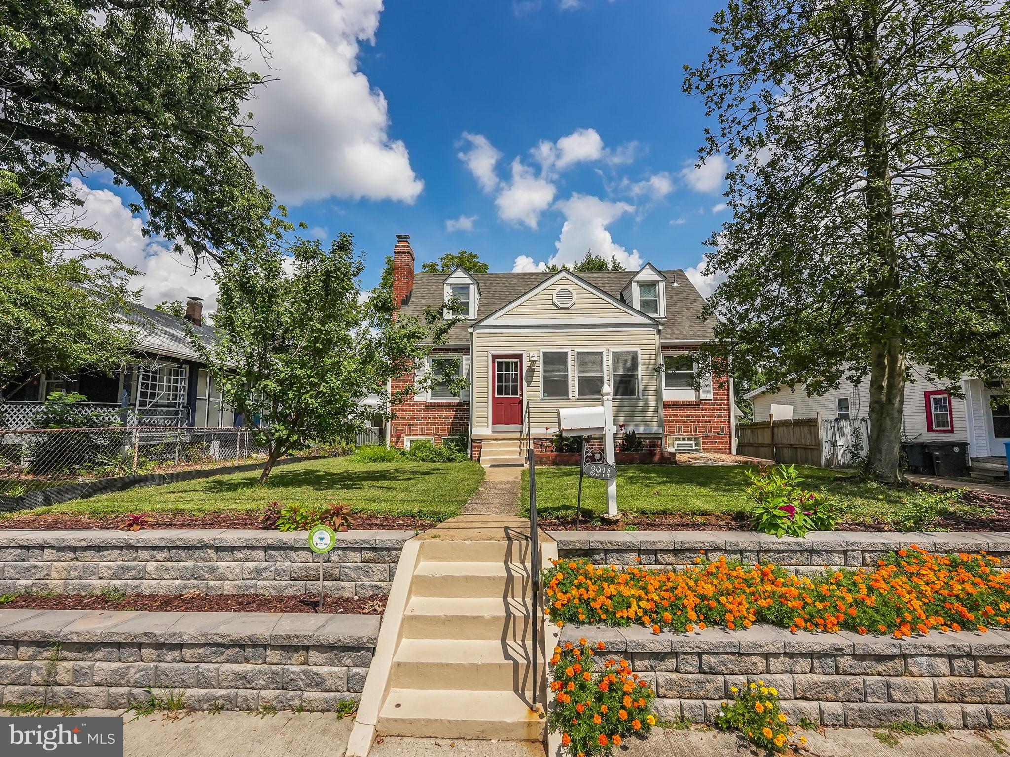 HYATTSVILLE - Residential