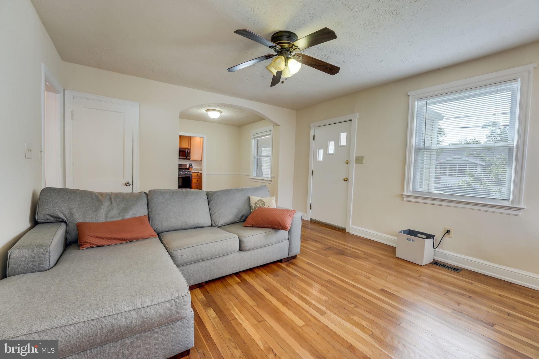 HYATTSVILLE - Residential