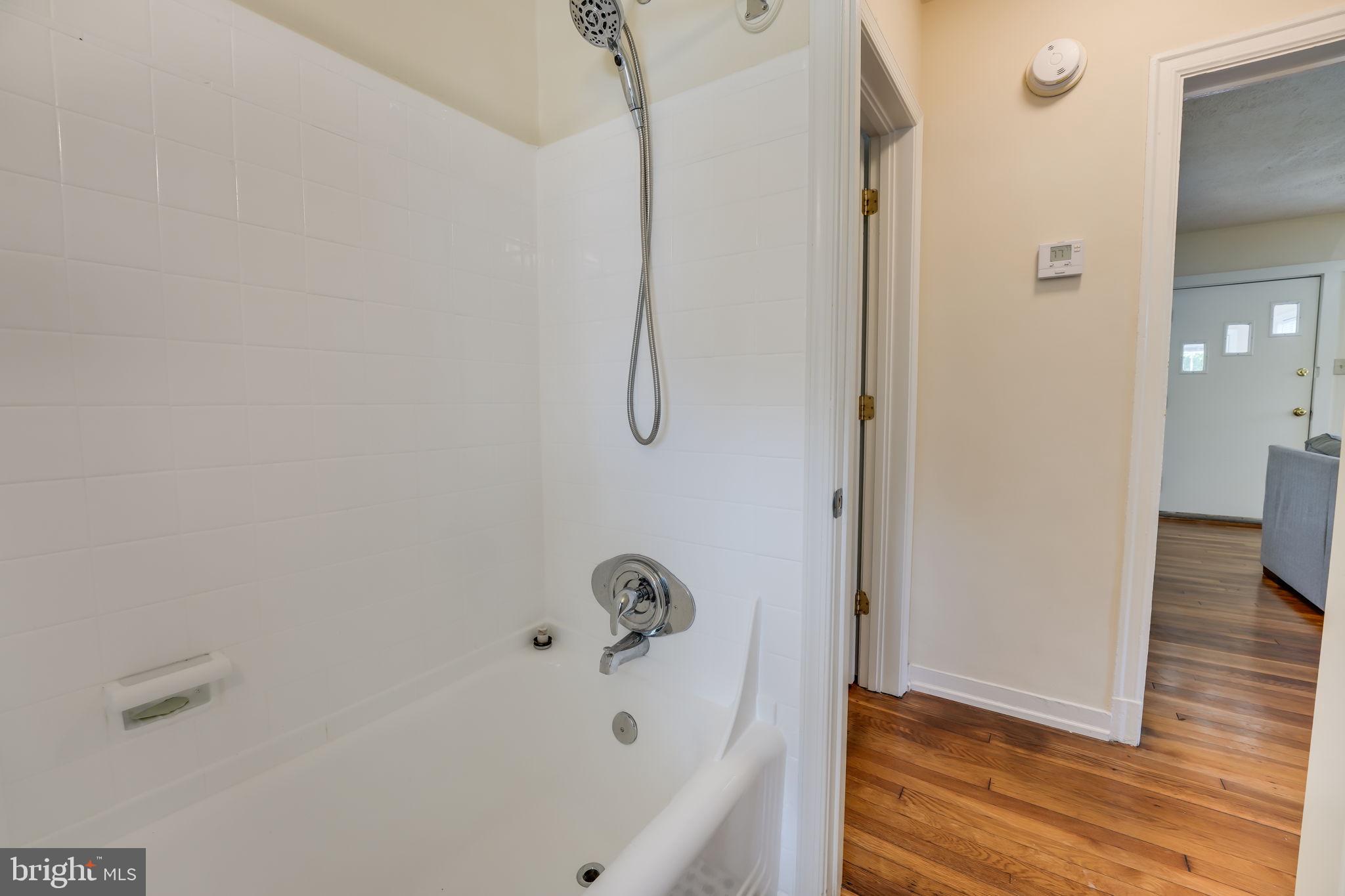 HYATTSVILLE - Residential