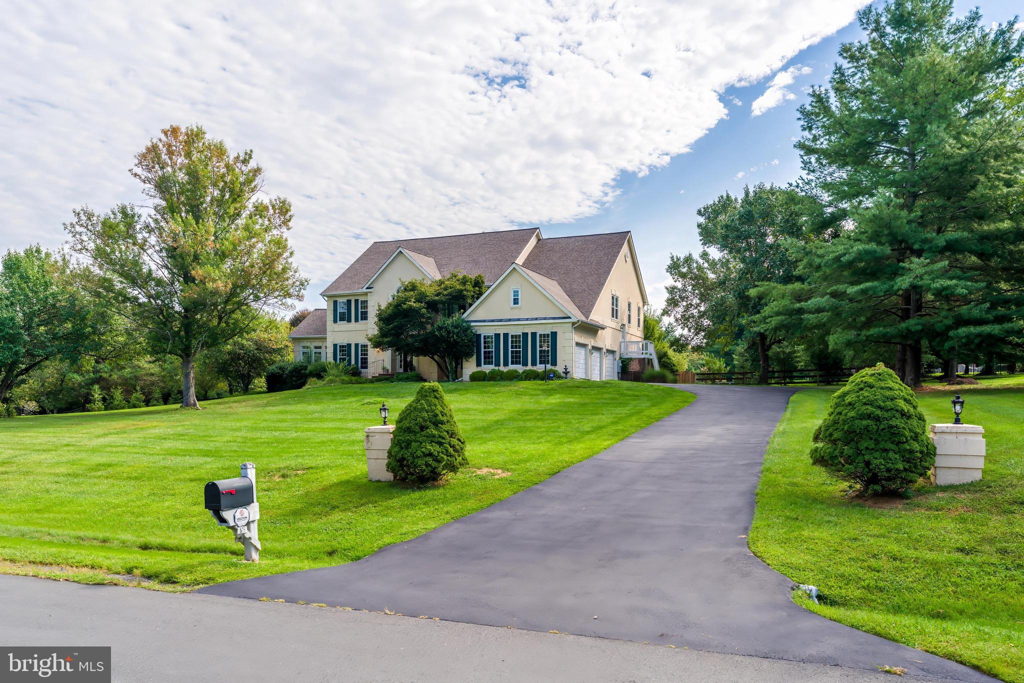 615 NALLS FARM WAY