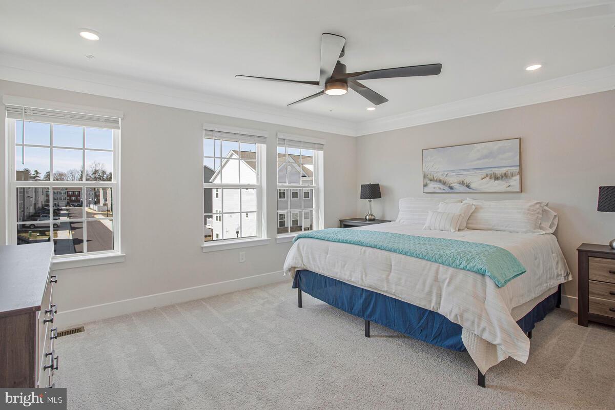 THE WOODS AT MYRTLE POINT - Residential