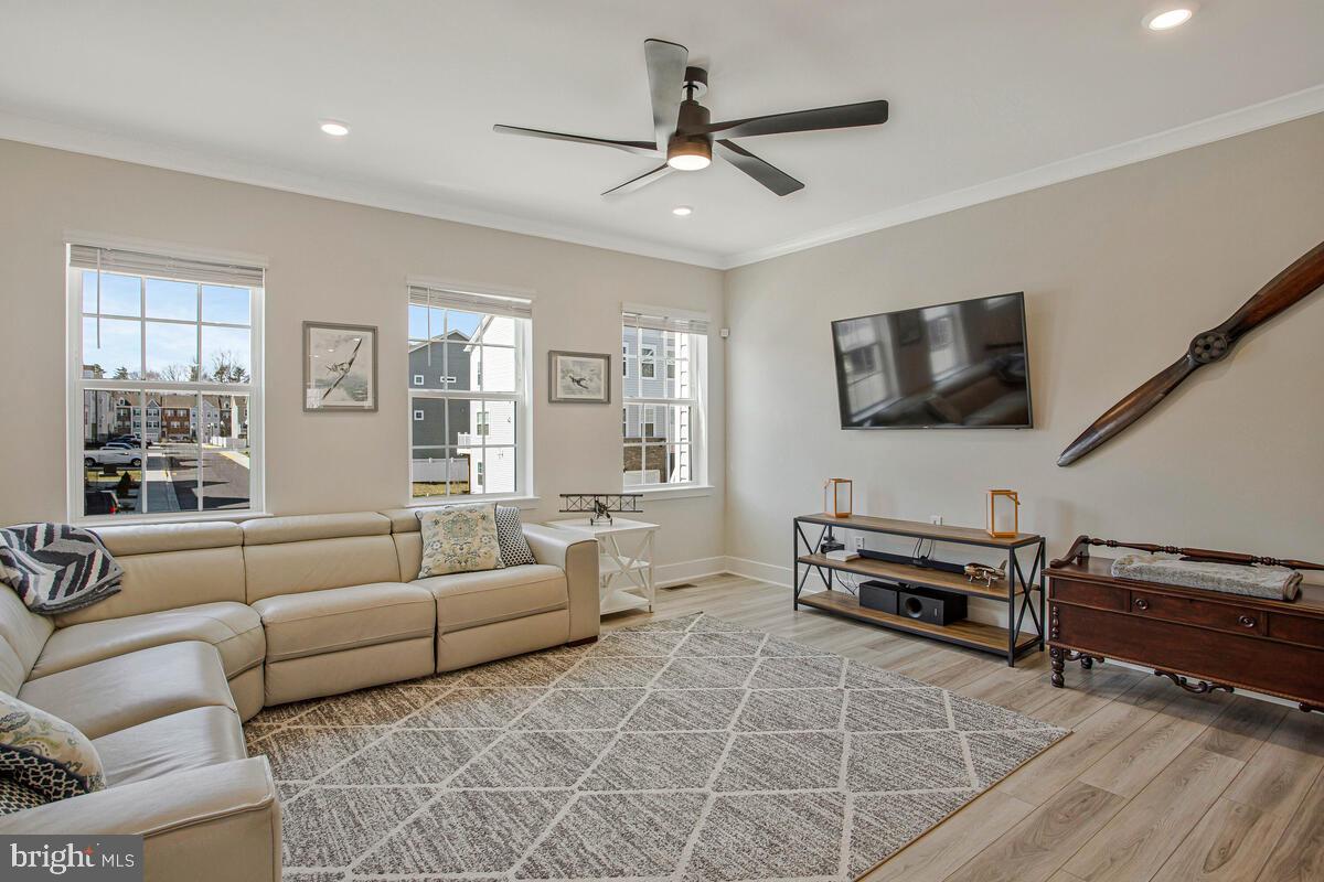 THE WOODS AT MYRTLE POINT - Residential