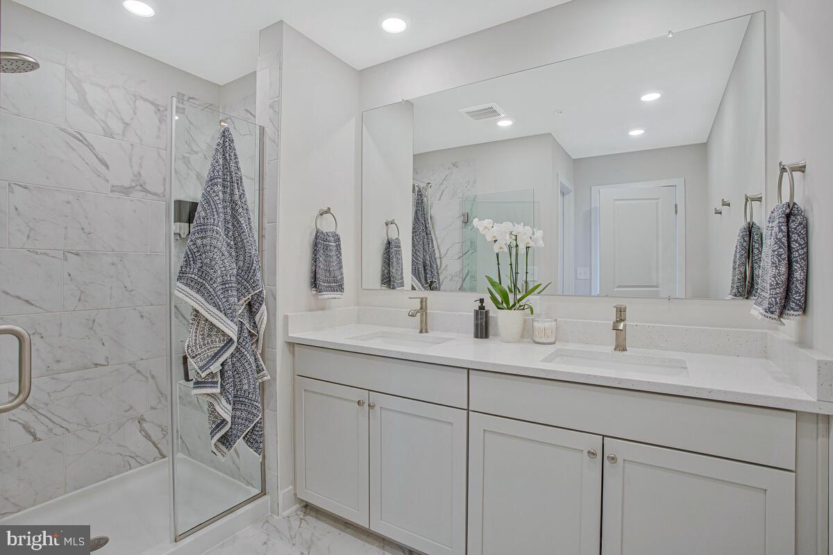 THE WOODS AT MYRTLE POINT - Residential